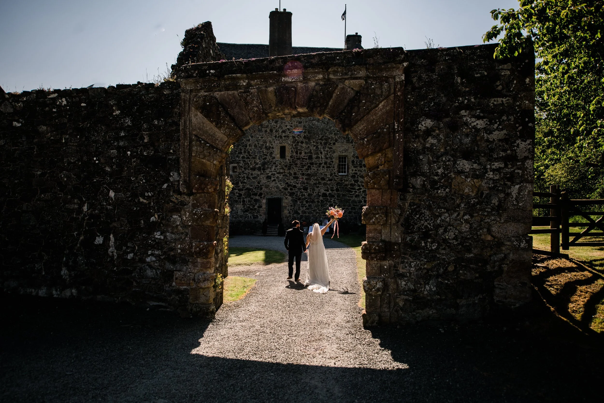 Neidpath Castle Wedding-48.jpg