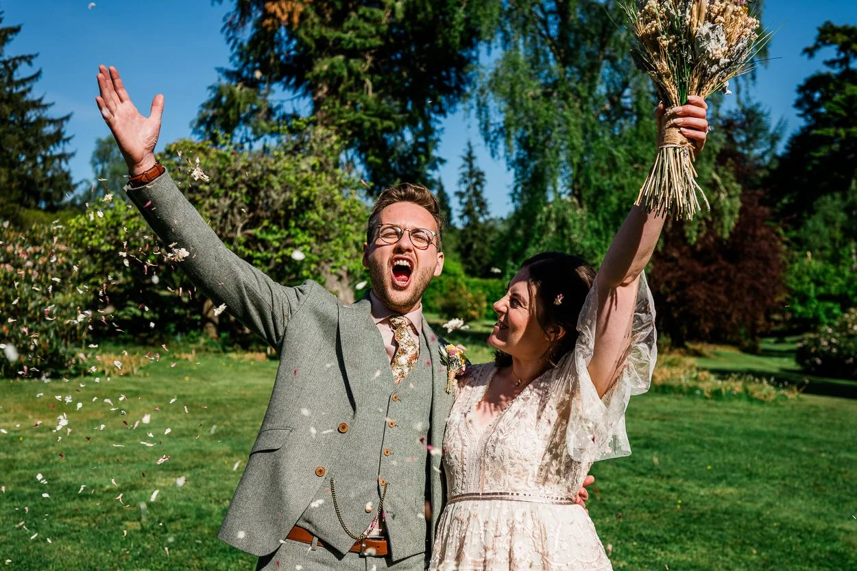Scottish-Summer-Wedding-Duchray-Castle-29.jpg