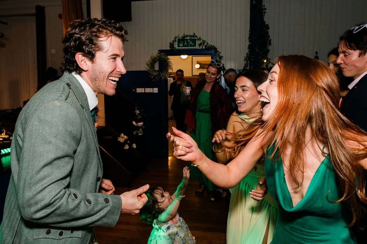 Wedding-dance-floor-energy