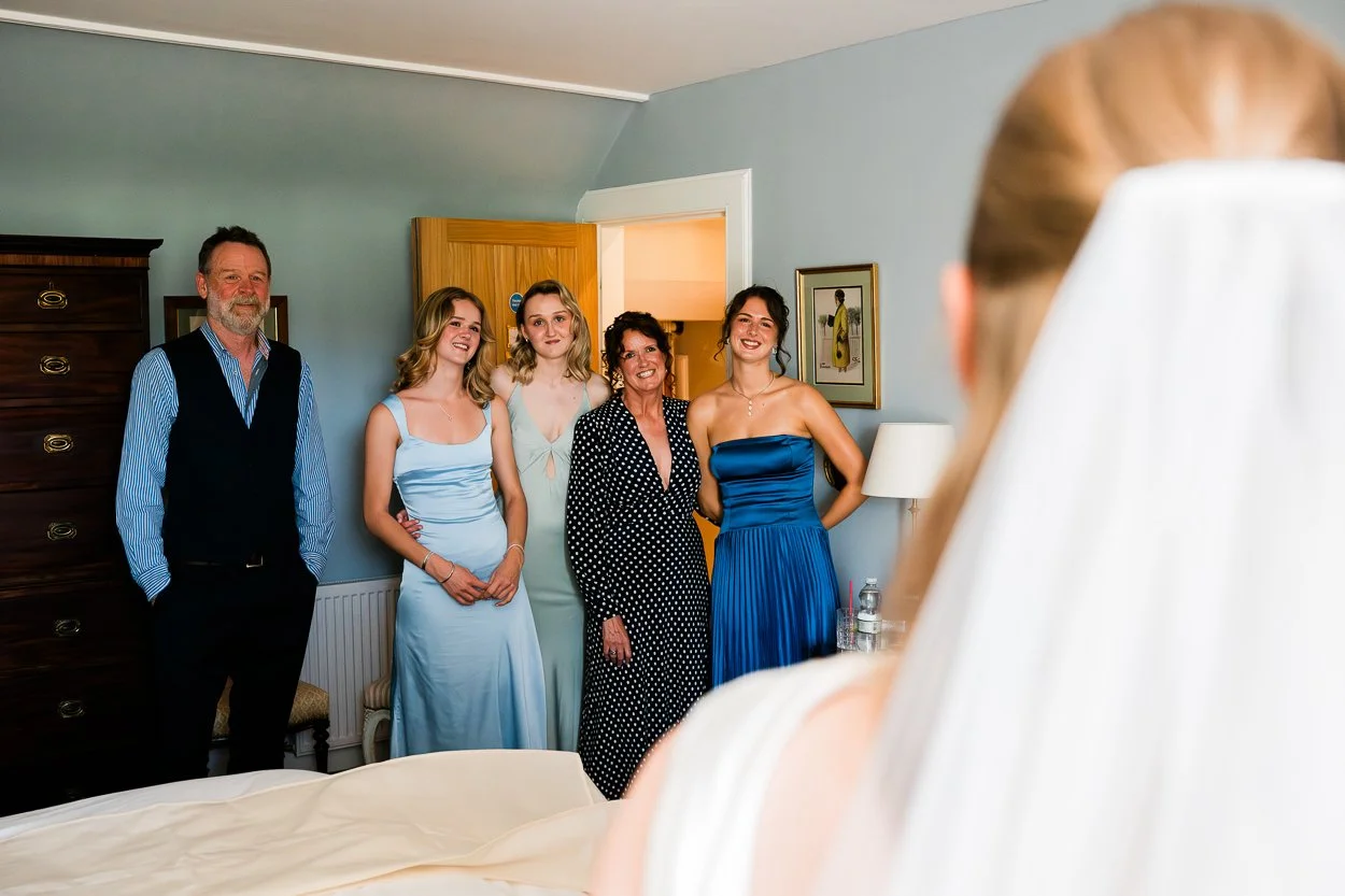 Bride's family dramatic reaction to seeing her for the first time