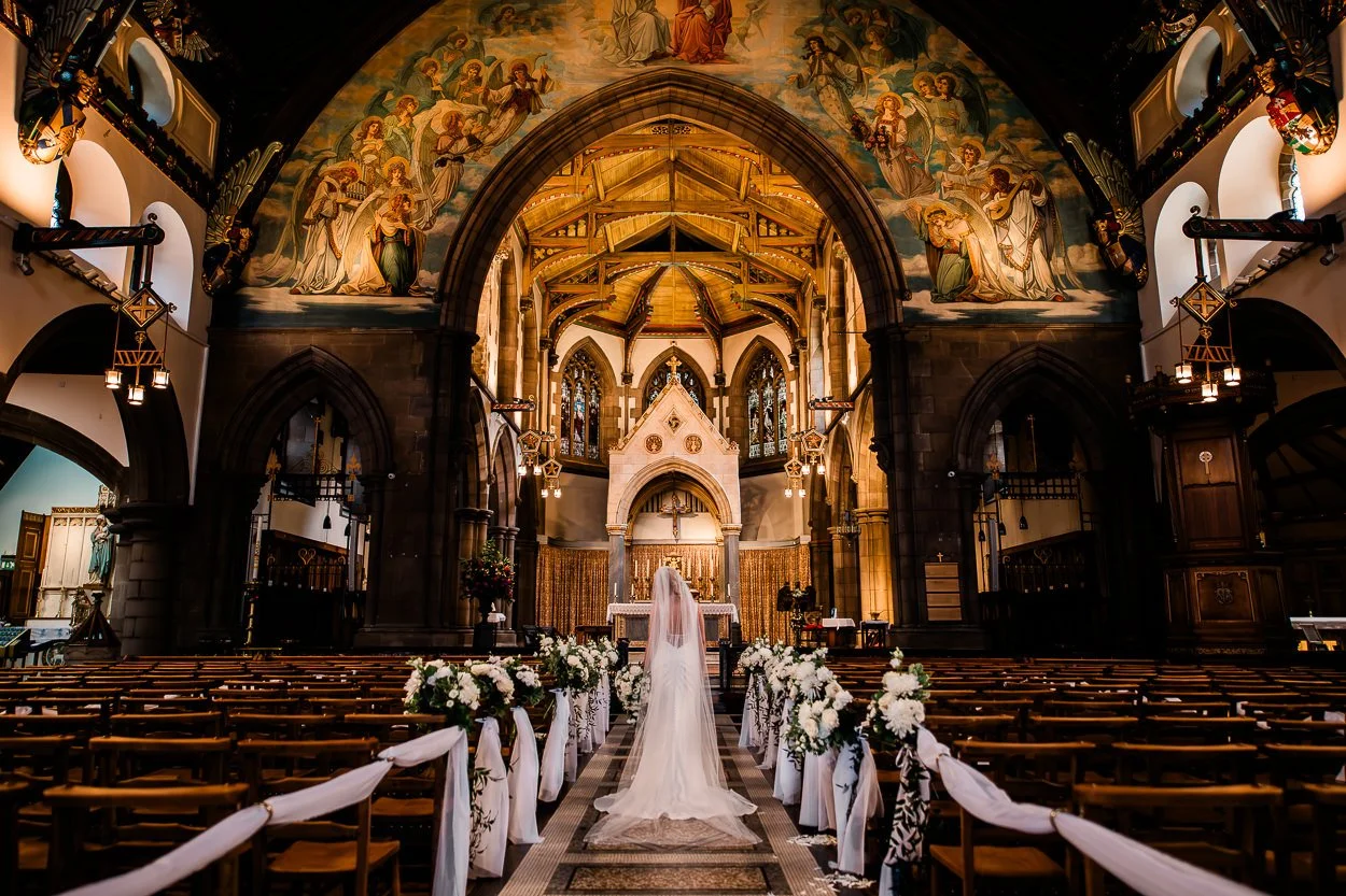 Dramatic-shot-of-bride-in-church