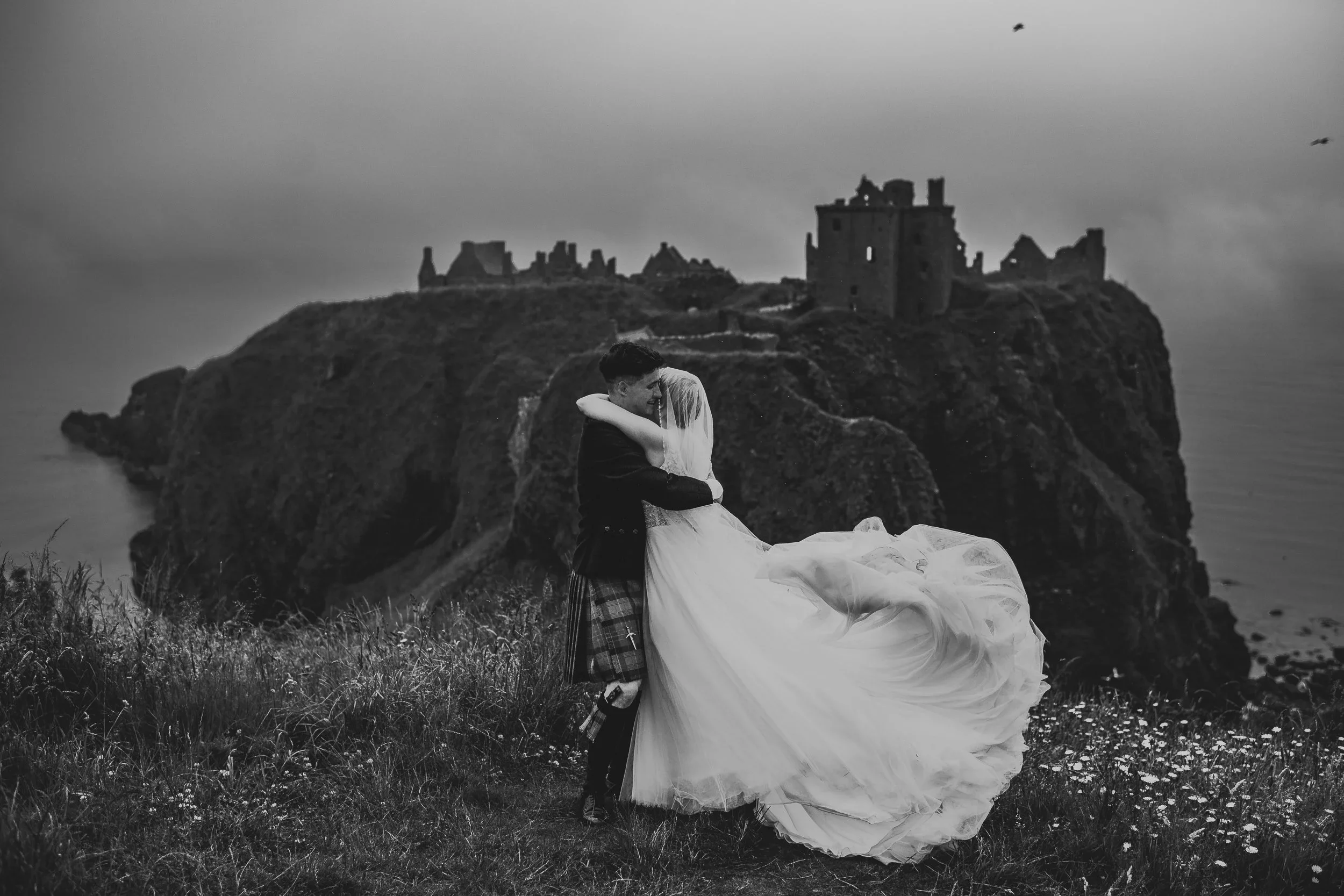 Dunnottar+Castle+Elopement-14.jpg.webp