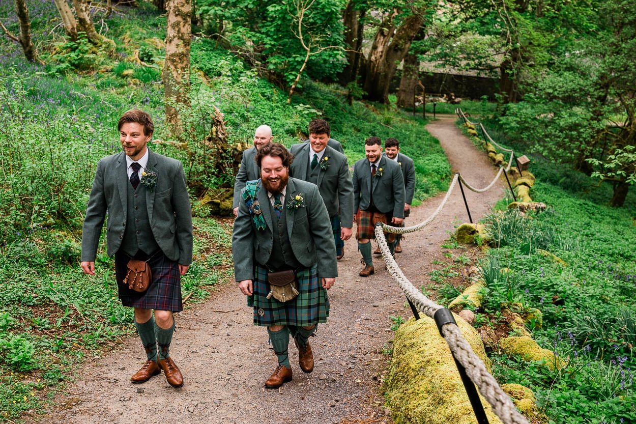 Dunollie Castle Wedding-10.jpg