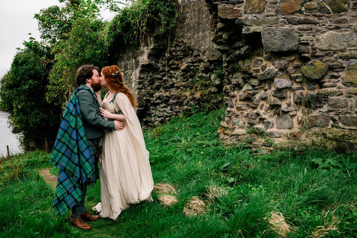 Dunollie Castle Wedding-30.jpg