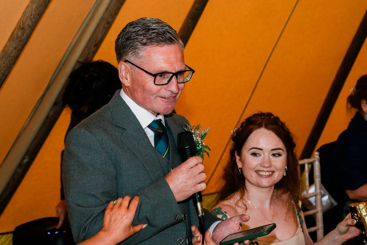 Dunollie Castle Wedding-52.jpg