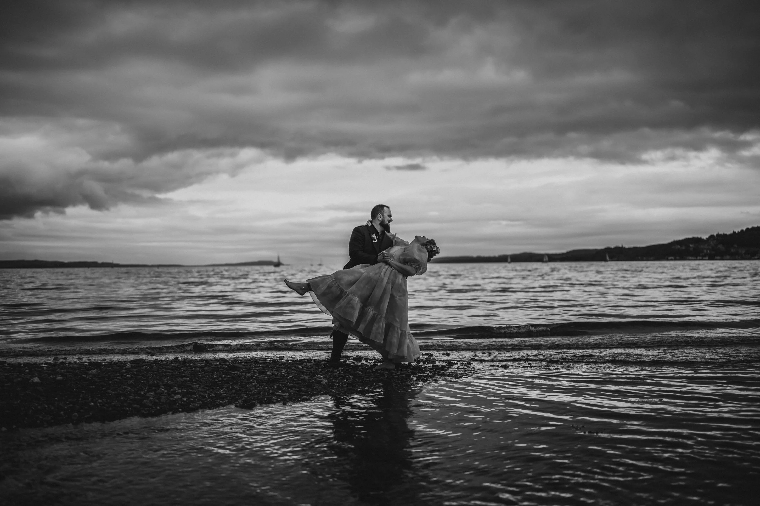 Kat & Rob Wedding Previews-54.jpg