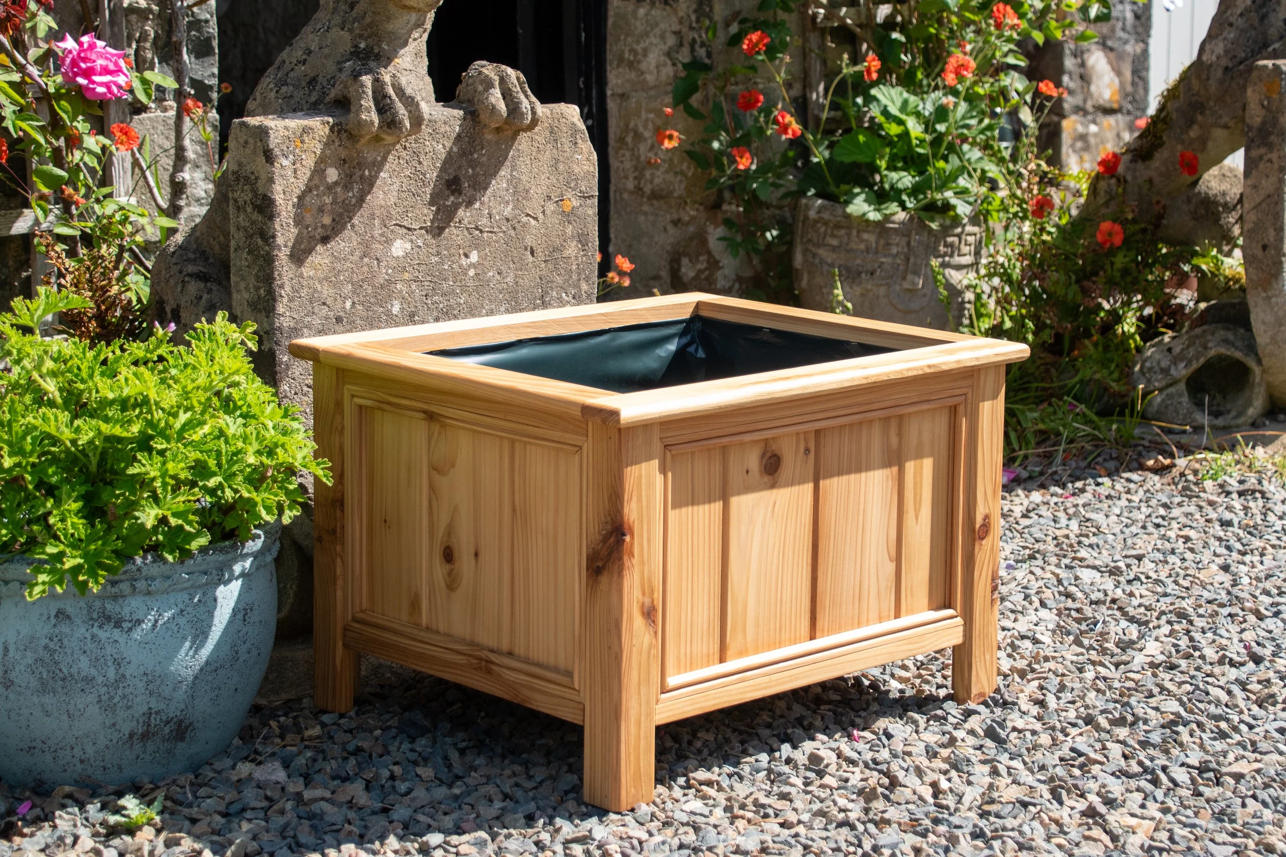 Premium Medium Planter No Watermark-14.jpg