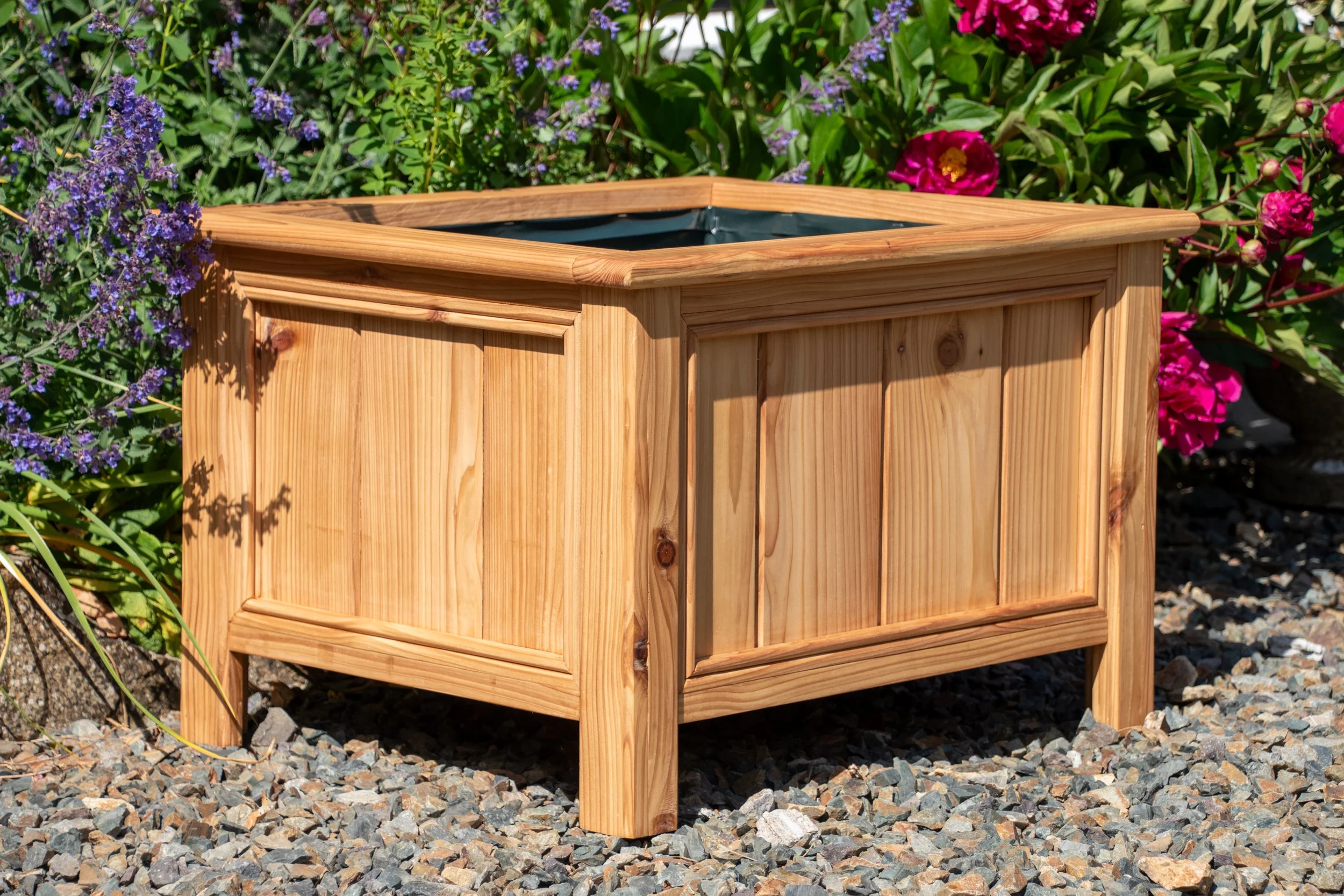 Premium Medium Planter No Watermark-10.jpg