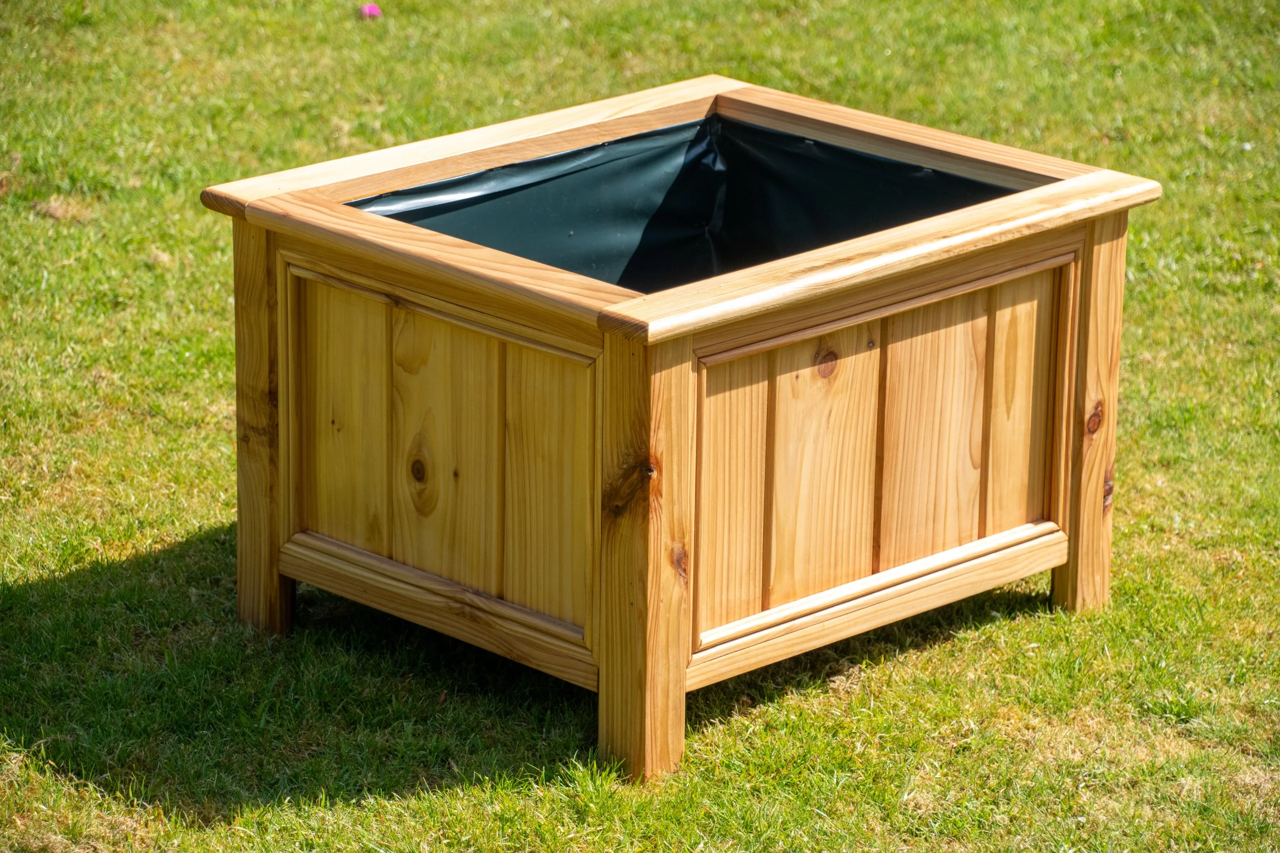 Premium Medium Planter No Watermark-05.jpg