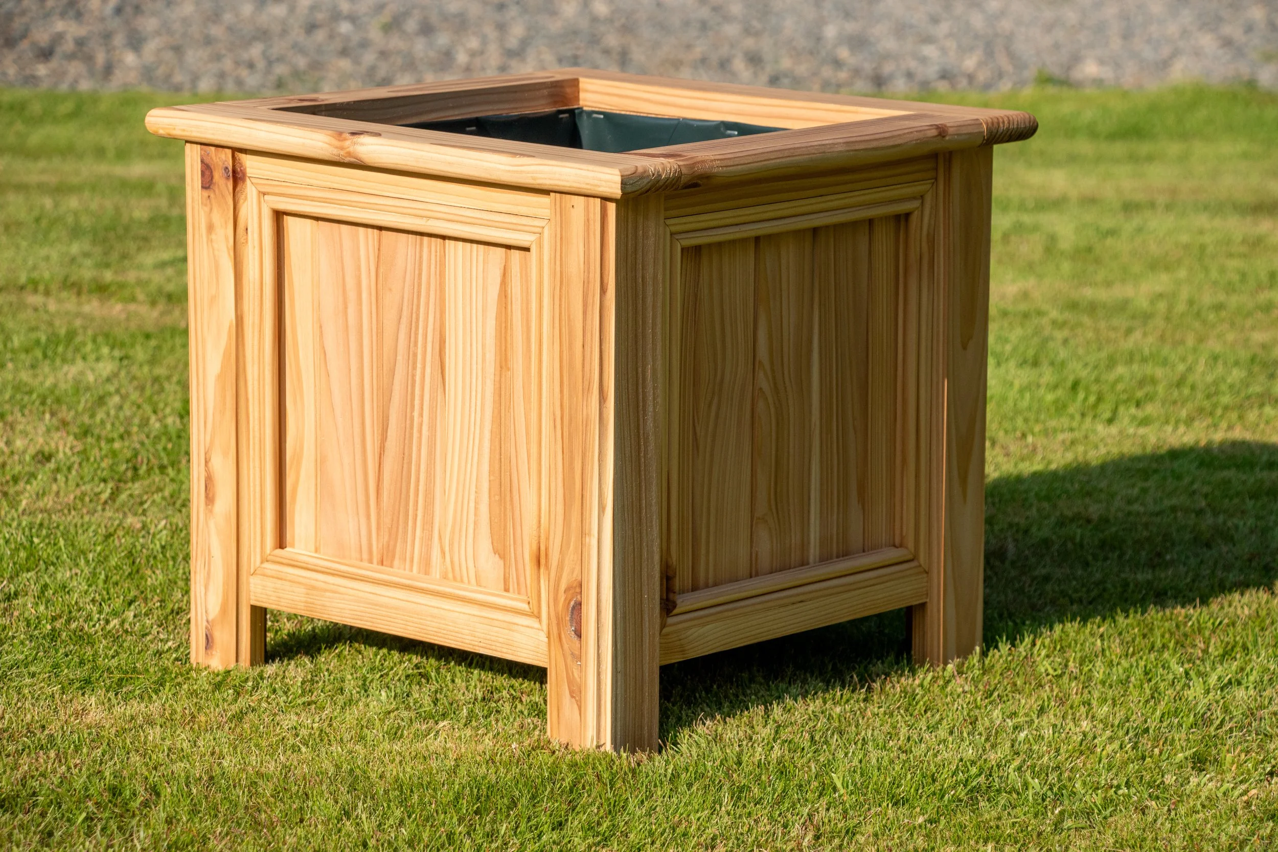Premium Cedar Small Planter No Watermark-14.jpg