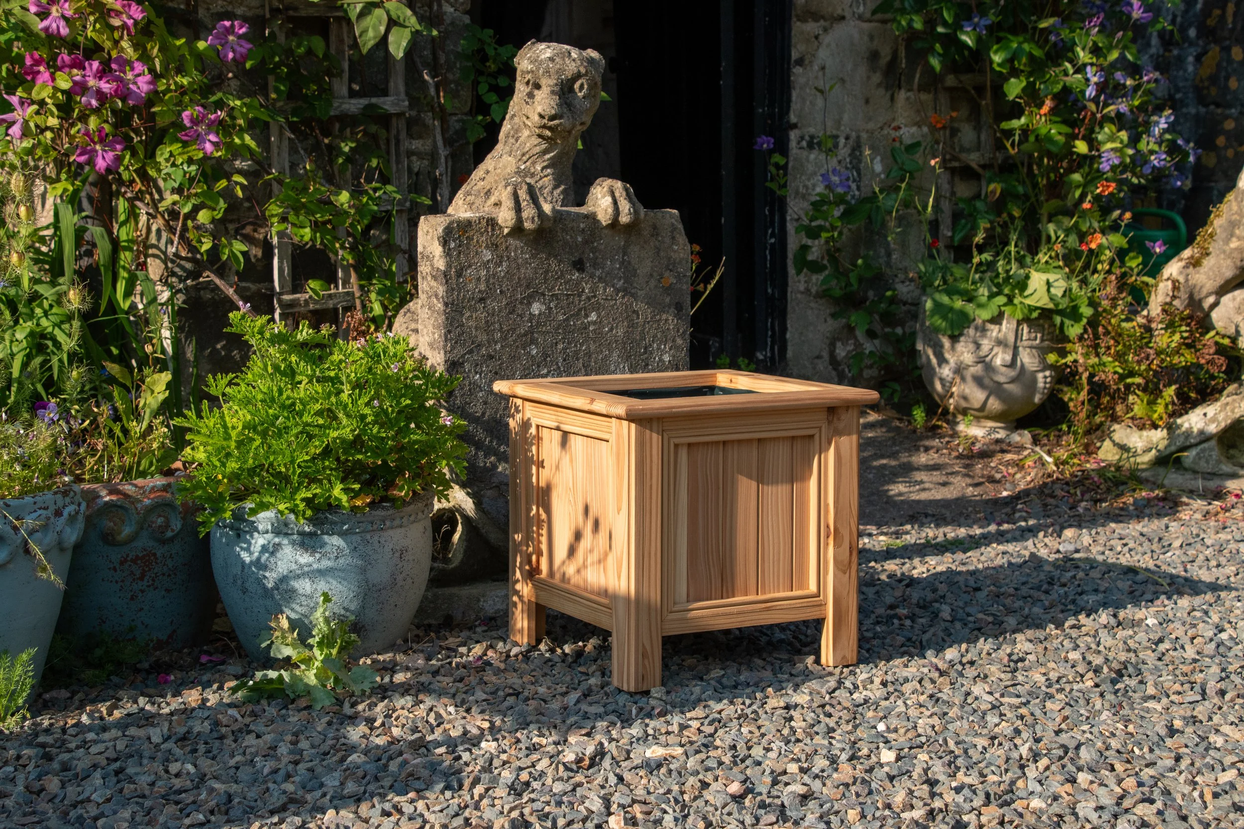 Premium Cedar Small Planter No Watermark-02.jpg