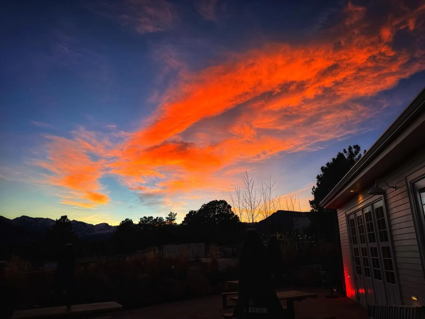 Just some sunsets and on this warm Monday evening.  #sunset #rmnp #estespark #color