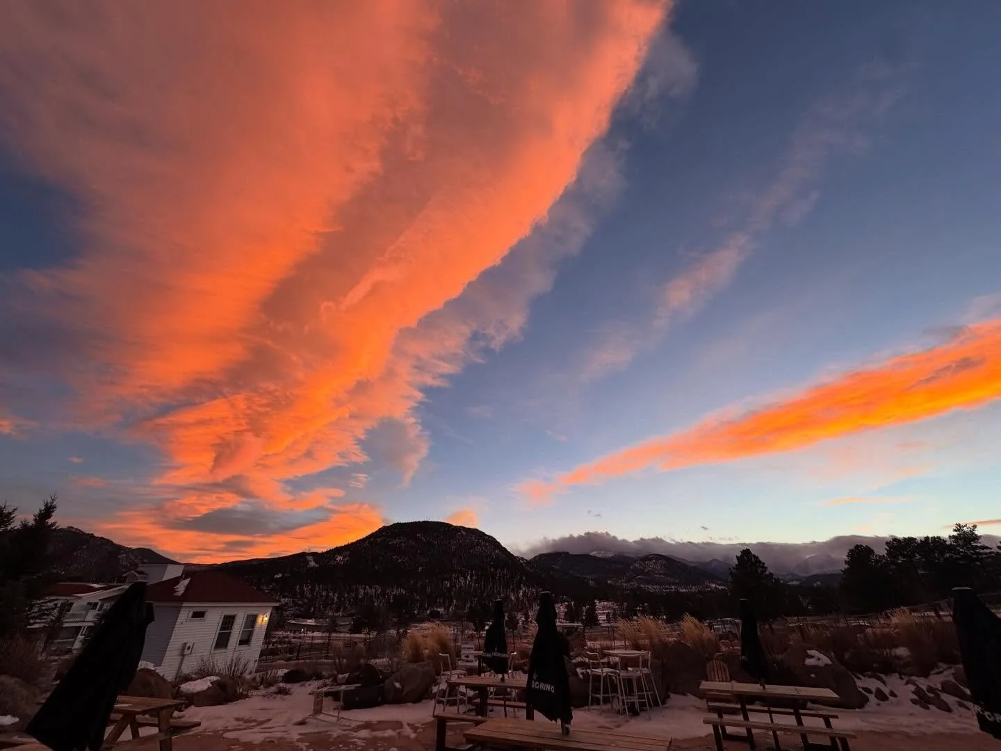 Cool sunsets are cool.