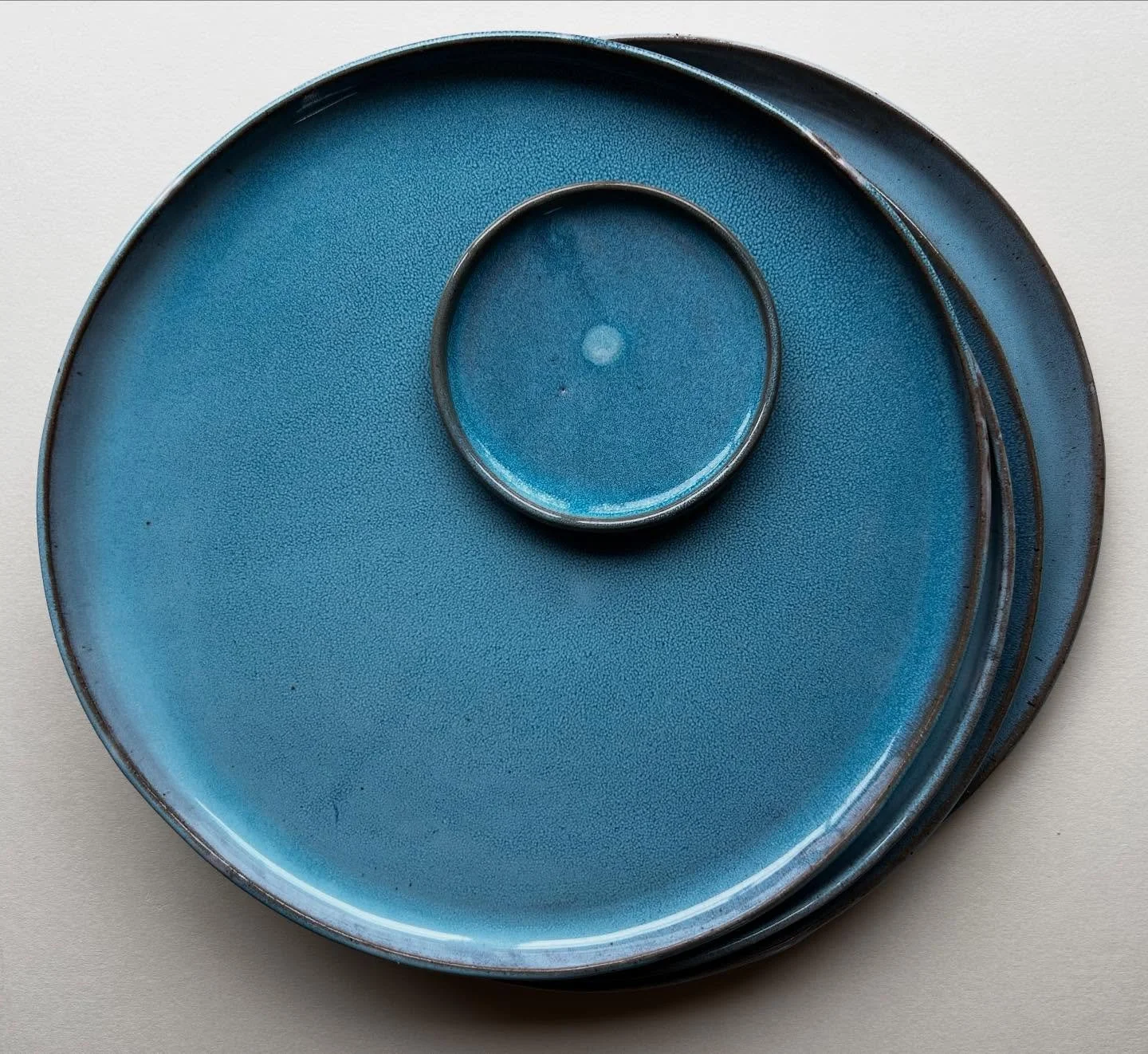 Simple plates for Ina💜

#plate 
#pottery