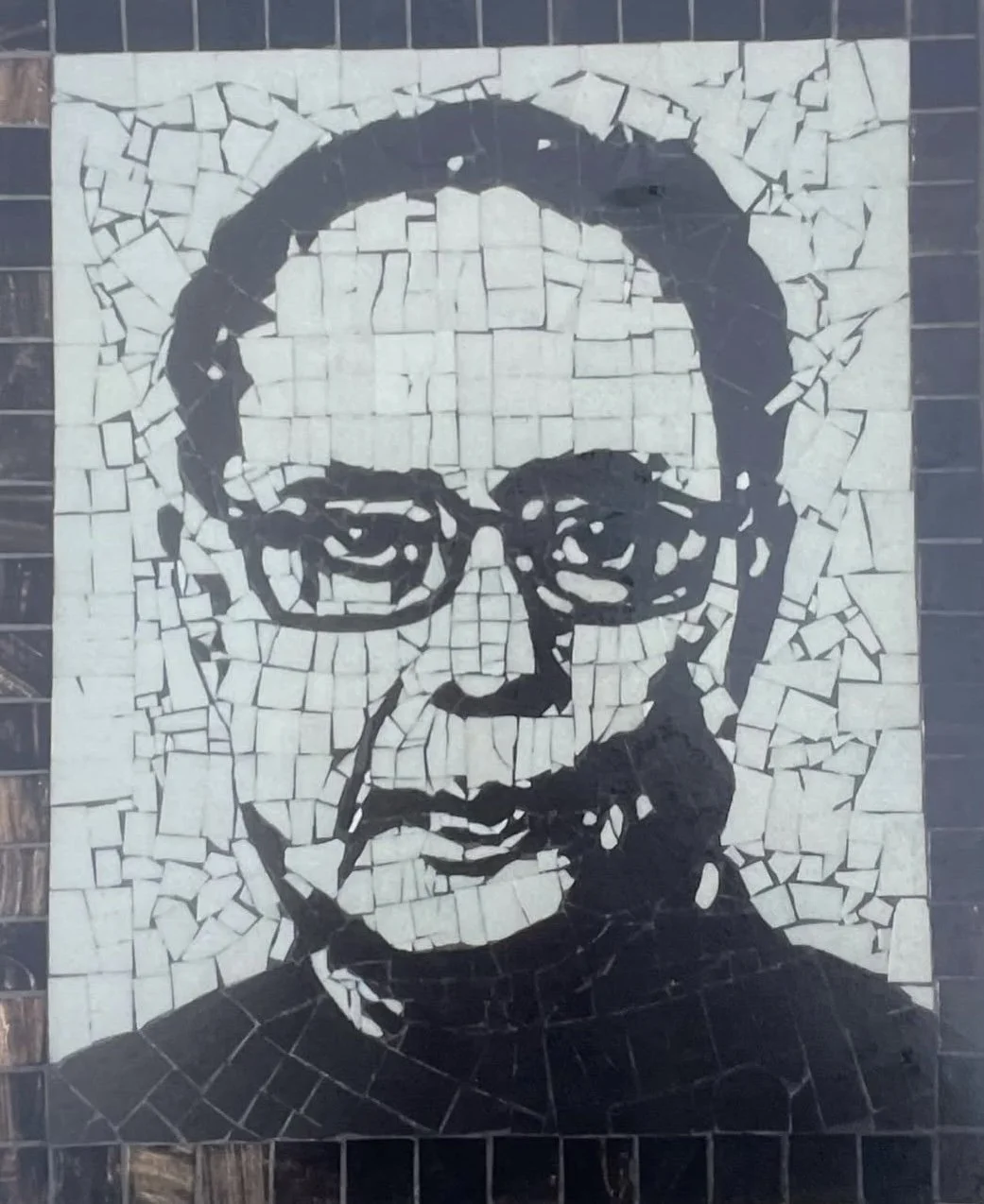 Mosaic portraits available handmade by Donna Reeves