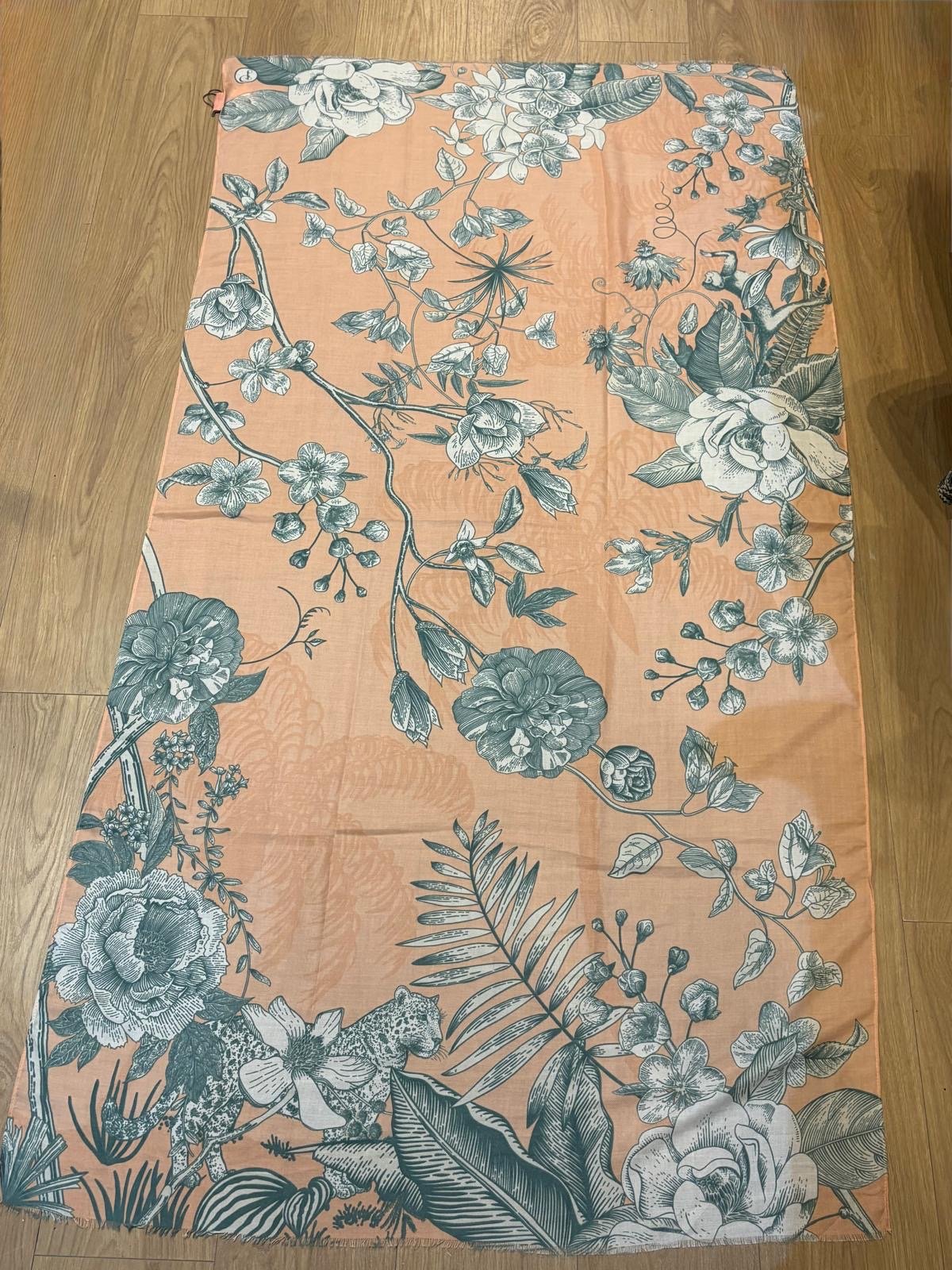 peach scarf.JPG