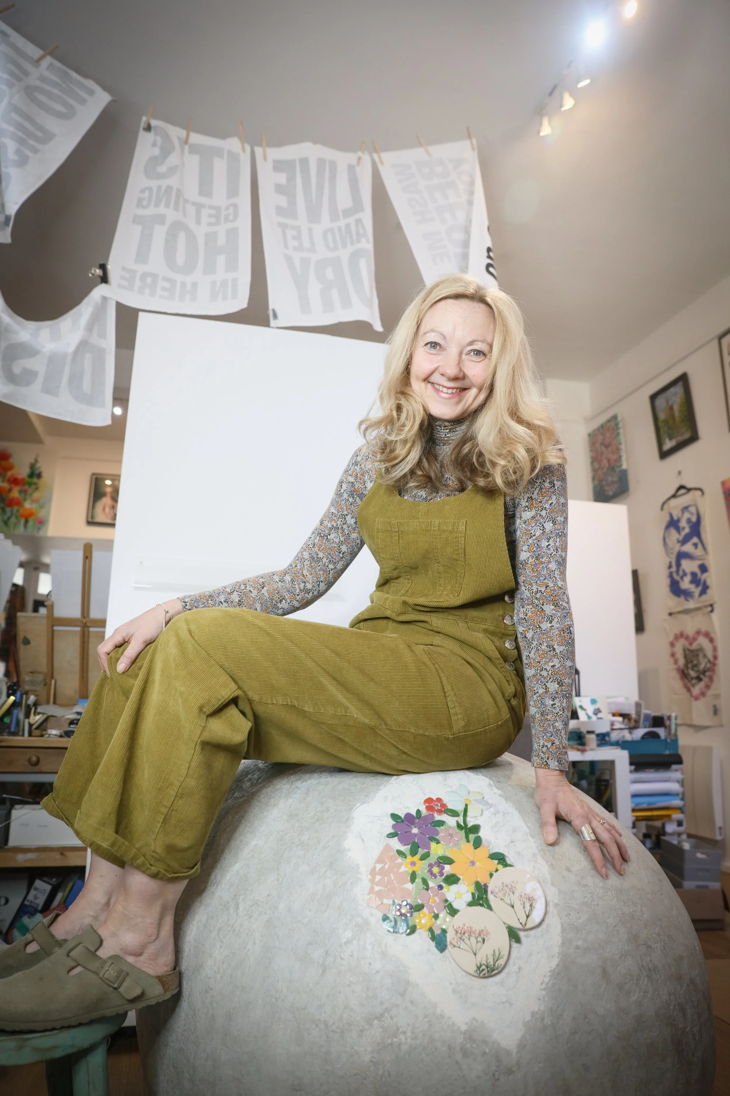 6J3A0362sit me flower.jpg