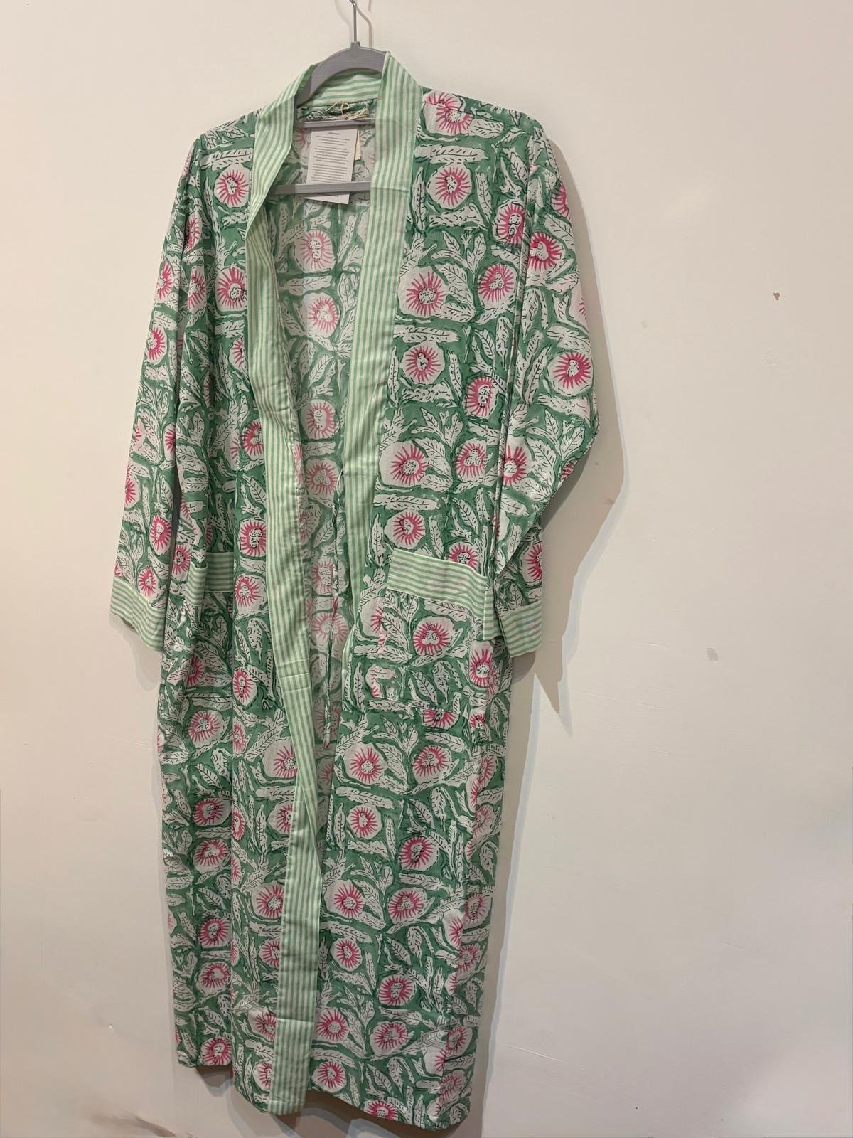 matching dressing gown - light green.JPG
