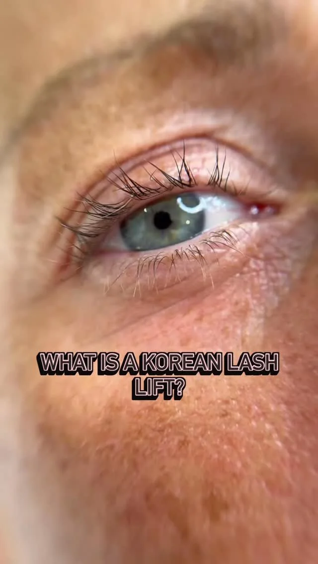 ✨ What is a Korean Lash Lift? ✨
Not your average lash lift 👀💫
A Korean Lash Lift is a next-generation lash treatment that uses a gentler, cysteamine-based solution to lift, separate, and define your natural lashes — all while nourishing and