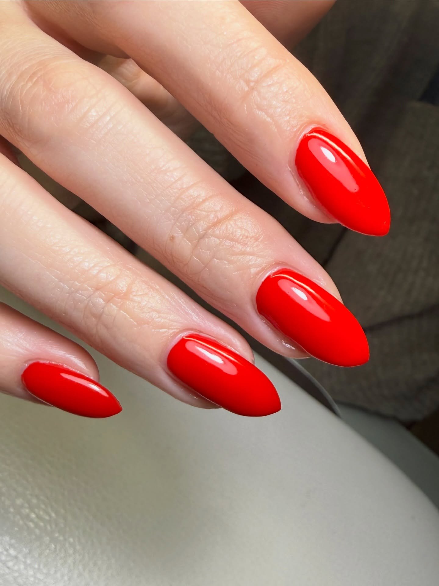 ICONIC by @the_gelbottle_inc ❣️❣️

 #tgbinsider #wokingnails #biabwoking #tgbbiab #nailinspo