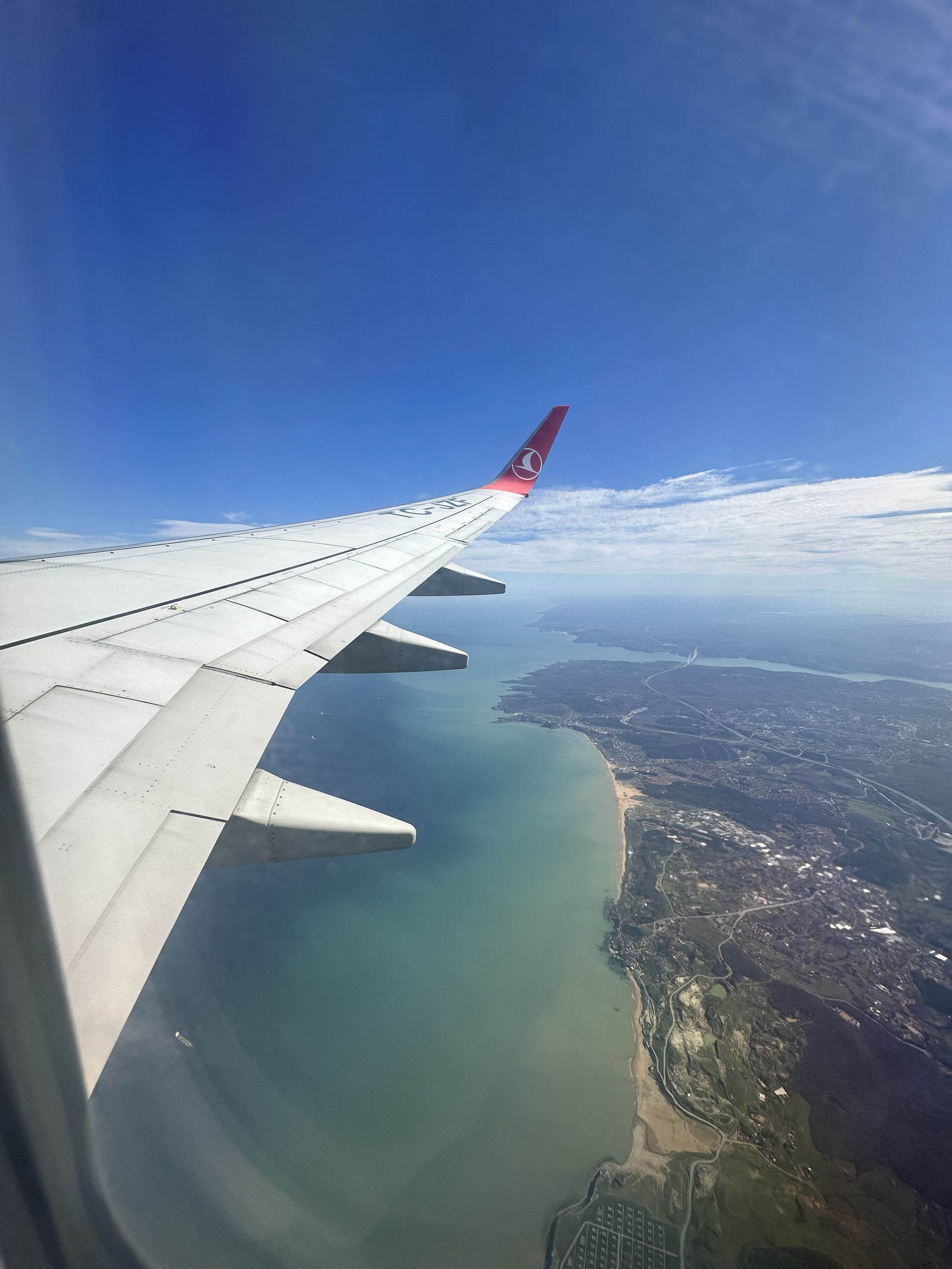 Eine Begegnung im Flugzeug.. und plötzlich öffnet sich eine Tür..