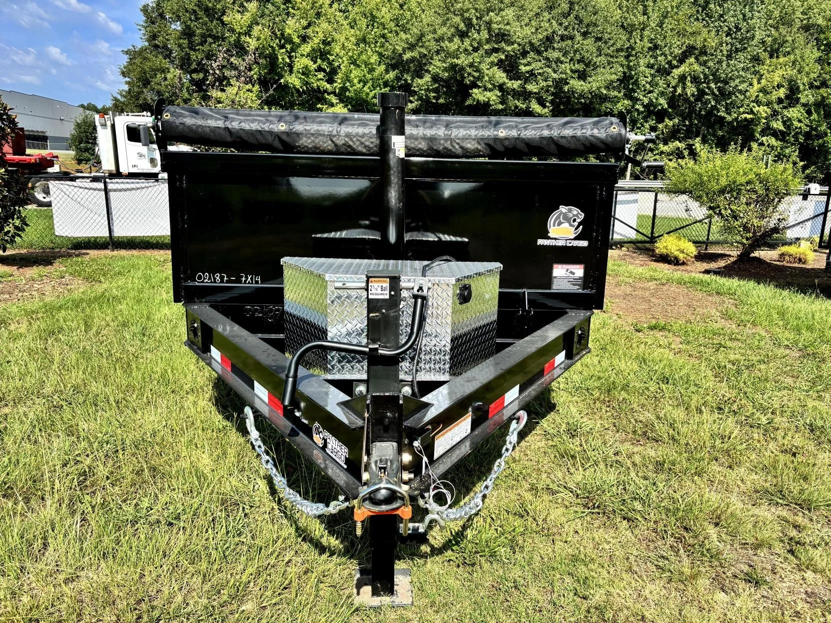 7x14 14k Panther Cargo Dump Trailer Stright on picture.jpg