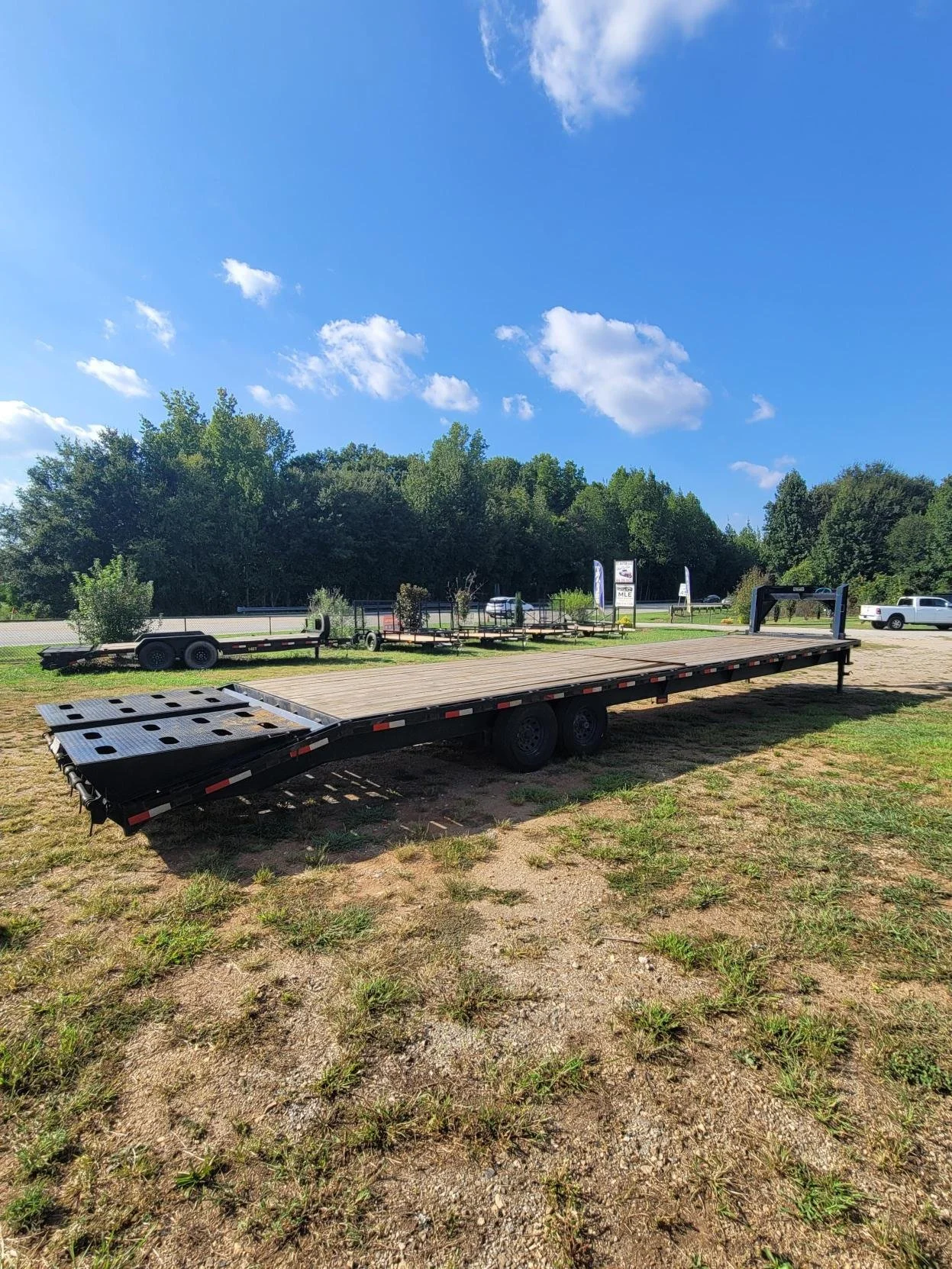 Gooseneck 8x40 2.jpg