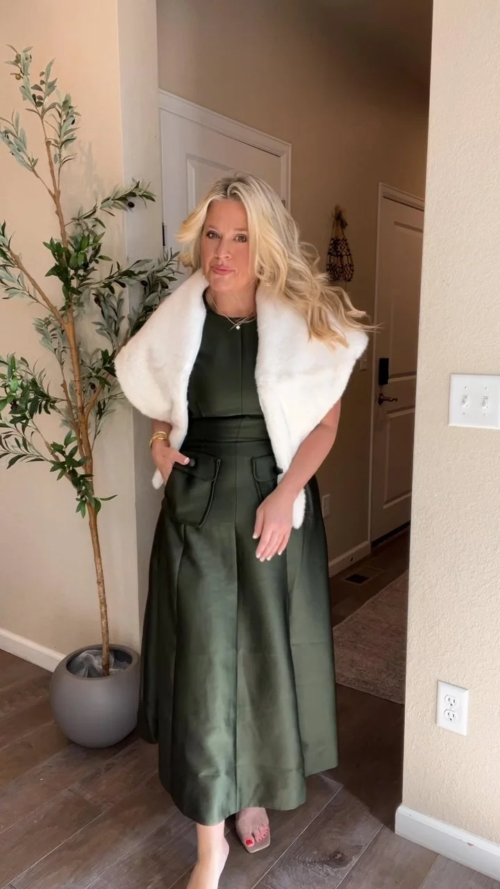 6 Holiday Outfits That Flatter a Midlife Belly (Without Shapewear or Sacrificing Comfort)
