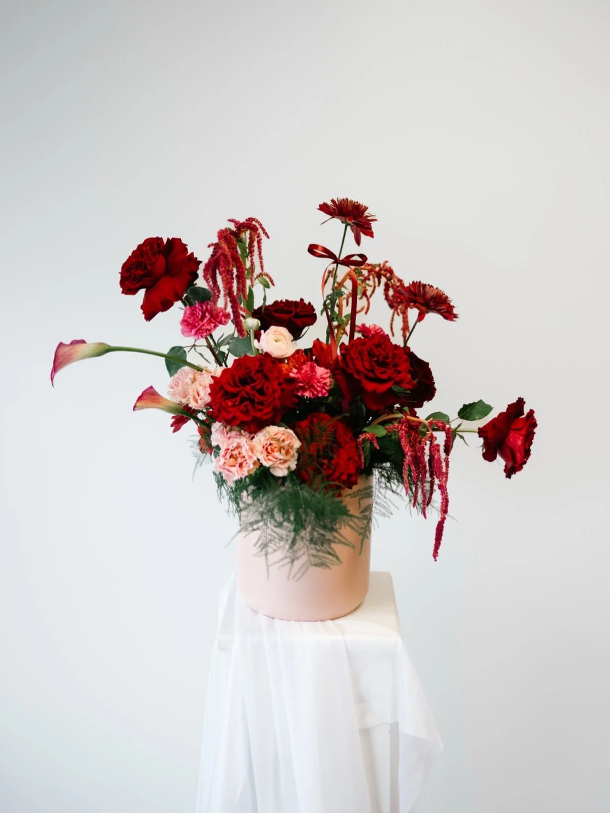 Tell someone you appreciate them this Valentine&rsquo;s Day with our Valentine&rsquo;s collection, now L I V E on the site. Preorder by 1/18 with code VDAY15 to save 15% off your order 🤭 studio pick up &amp; local delivery available. 

Taking limite