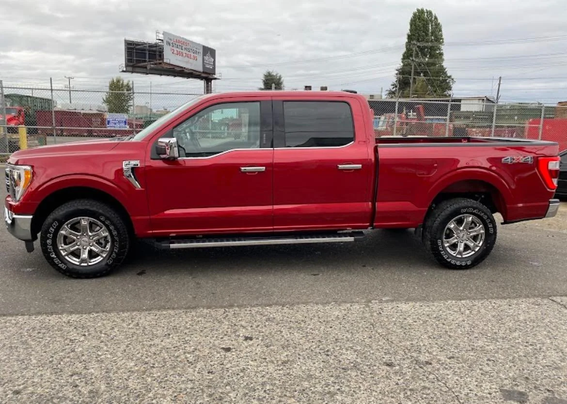 🚨 MOBILE MONDAYS 🚨
Start your week with a clean car &mdash; without lifting a finger. Every Monday, our mobile team is out making cars shine across the region. Need in?

📲 Book online: royalceramics717.com
📍 Schuylkill Haven + Berks + Lebanon Cou