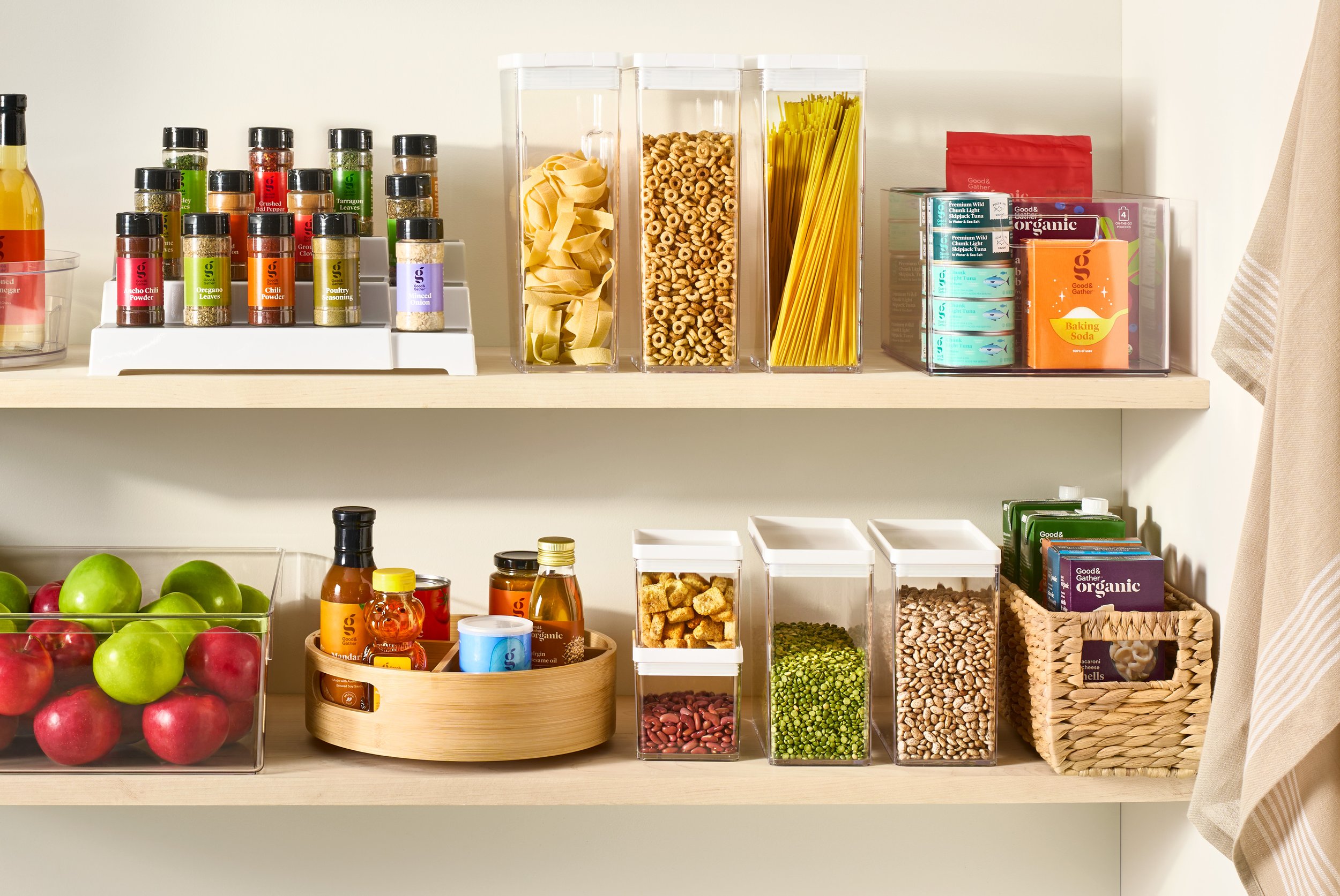 C-001945-01-061_14_SPRINGIDEASINSPO_ORGANIZEYOURPANTRY101_DECWK5.jpg