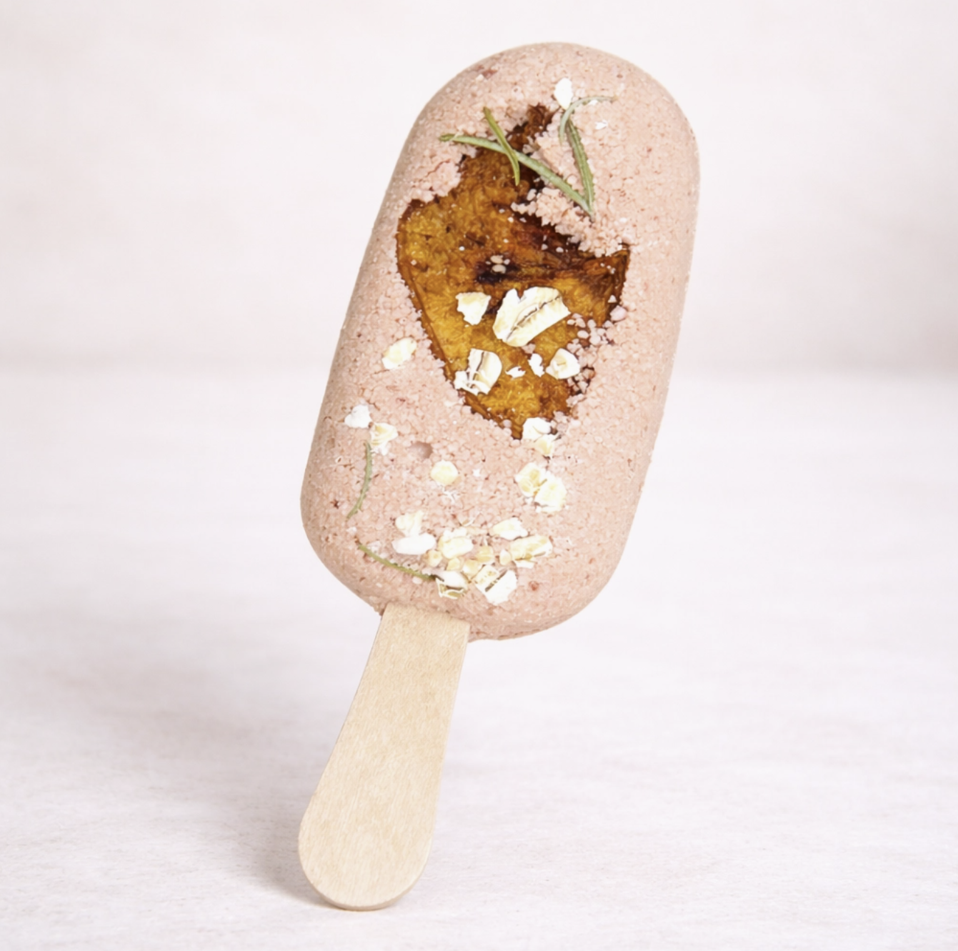 Apple + Oats Botanical Bath Clay Pop
