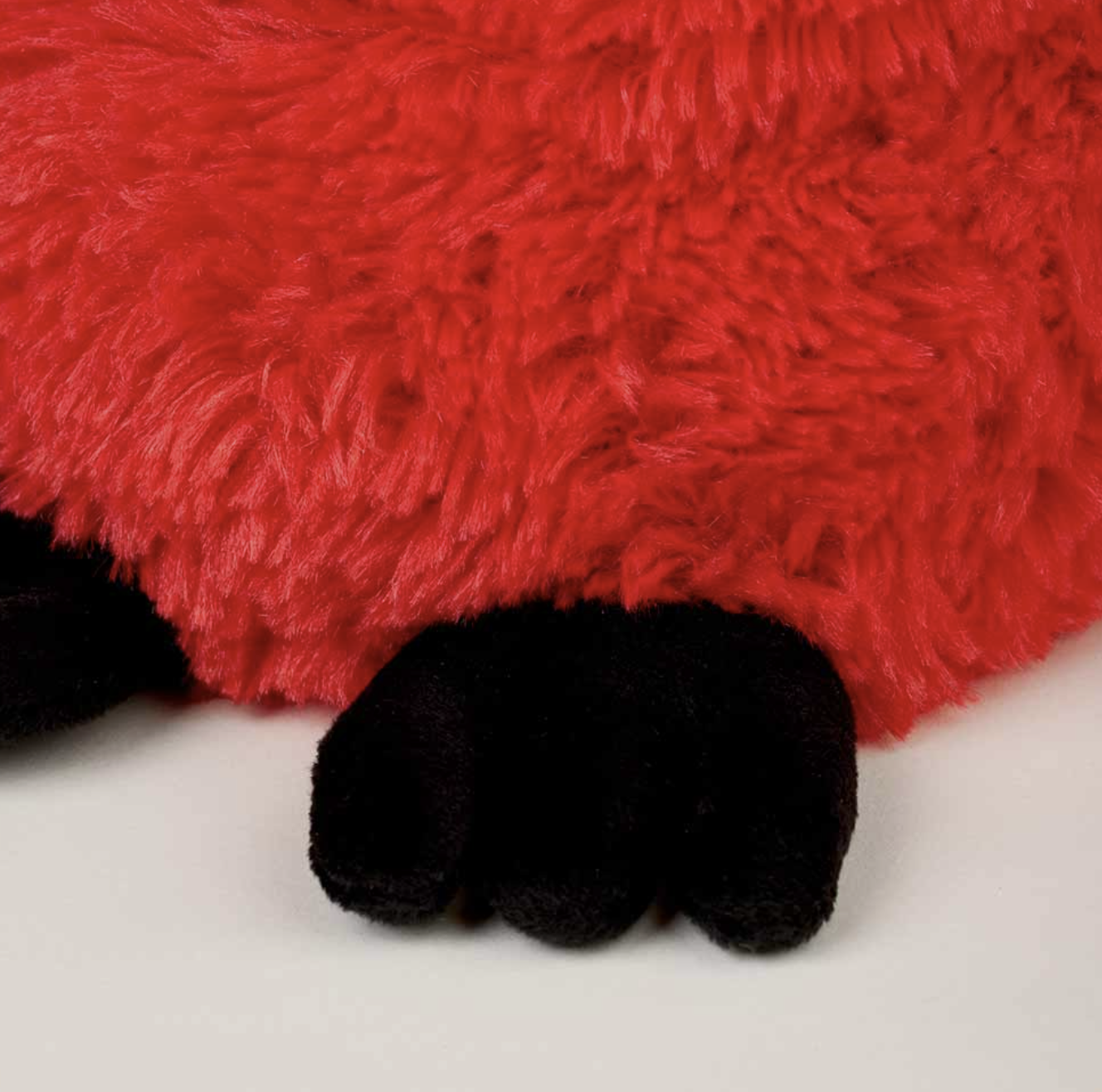 Red Cardinal Warmies Foot.png