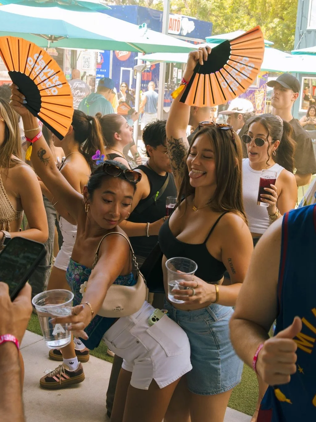 Orlando knows how to day party 🥳
Thank you for vibing with us at &Agrave; La Cart SODO!

Shout out to you, the team at @alacartsodo , DJs, food trucks and artists/vendors for making this happen 🙌 more pics to come! 

Up next - House &amp; Coffee ➡️