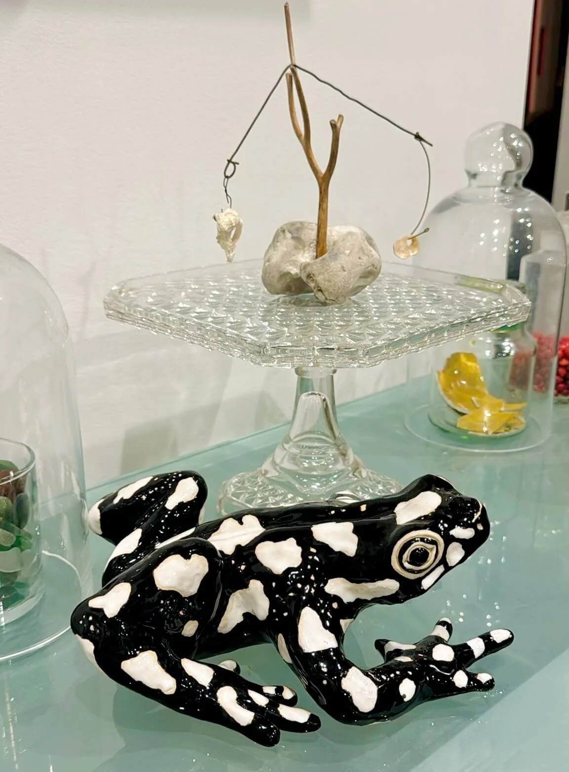 1. La Arlequina sobre mesa .jpg