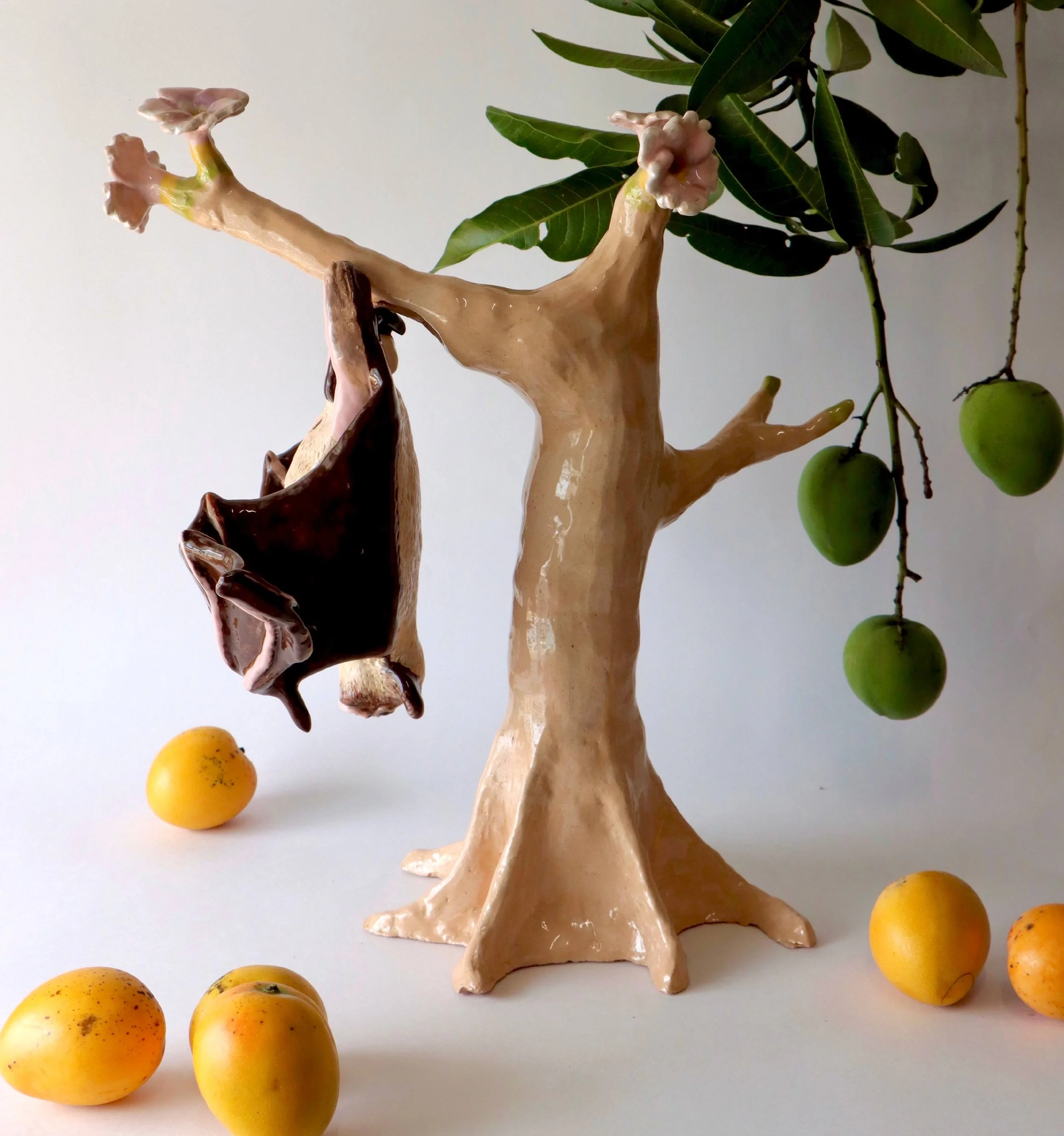 1. La Murcielaga y Mangos .jpg