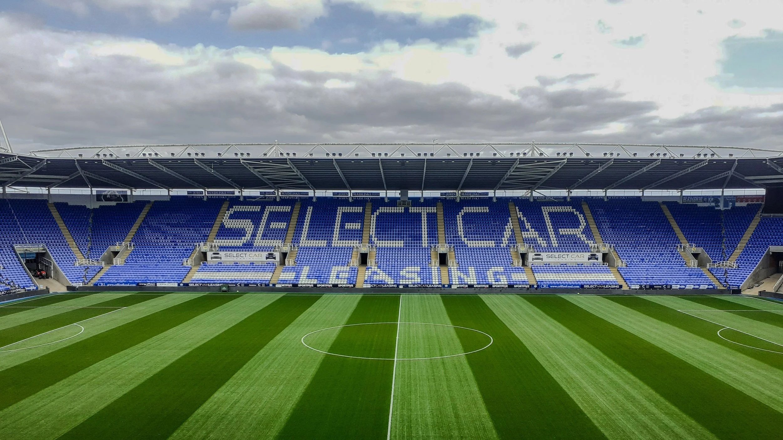 Reading 3-2 Wycombe: Roses Are Red, Reading Wear Hoops, Marriott’s Hat-Trick Aids Promotion Pursuit