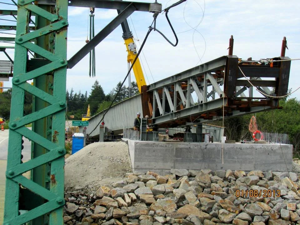 Girder Launch for the Indian Sluice Bridge in Yarmouth, NS. Harbourside proposed the erection method for the new bridge.