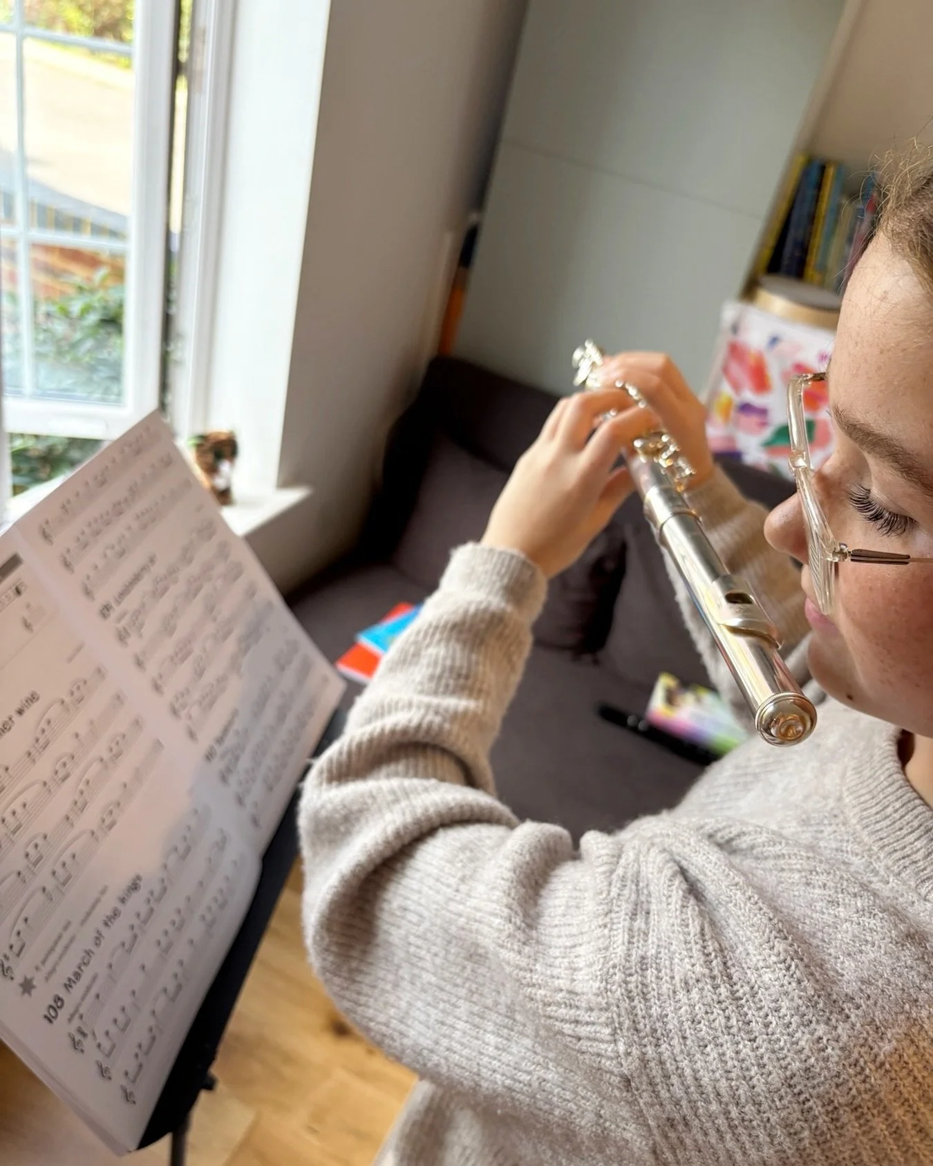 Tuesdays are for flute and piano lessons 🥰 I currently have availability on a Tuesday at 3:30pm, and 4pm for either flute or piano, with lessons in Alfold, Surrey. Free trial sessions are available to try before you commit over half term - get in to
