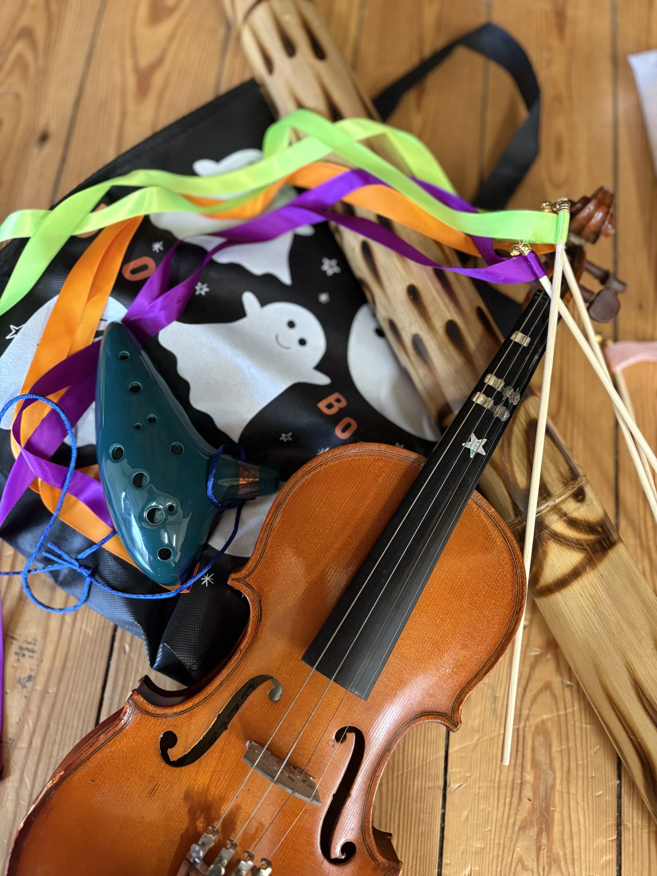 Halloween Theme, baby toddler music classes Alfold Surrey, west Sussex, Mini Musicians