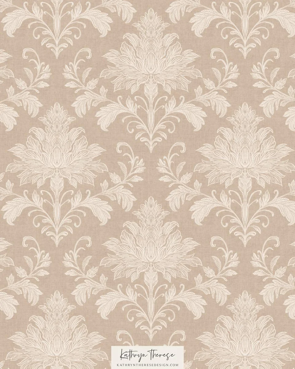 Hollis in Cream