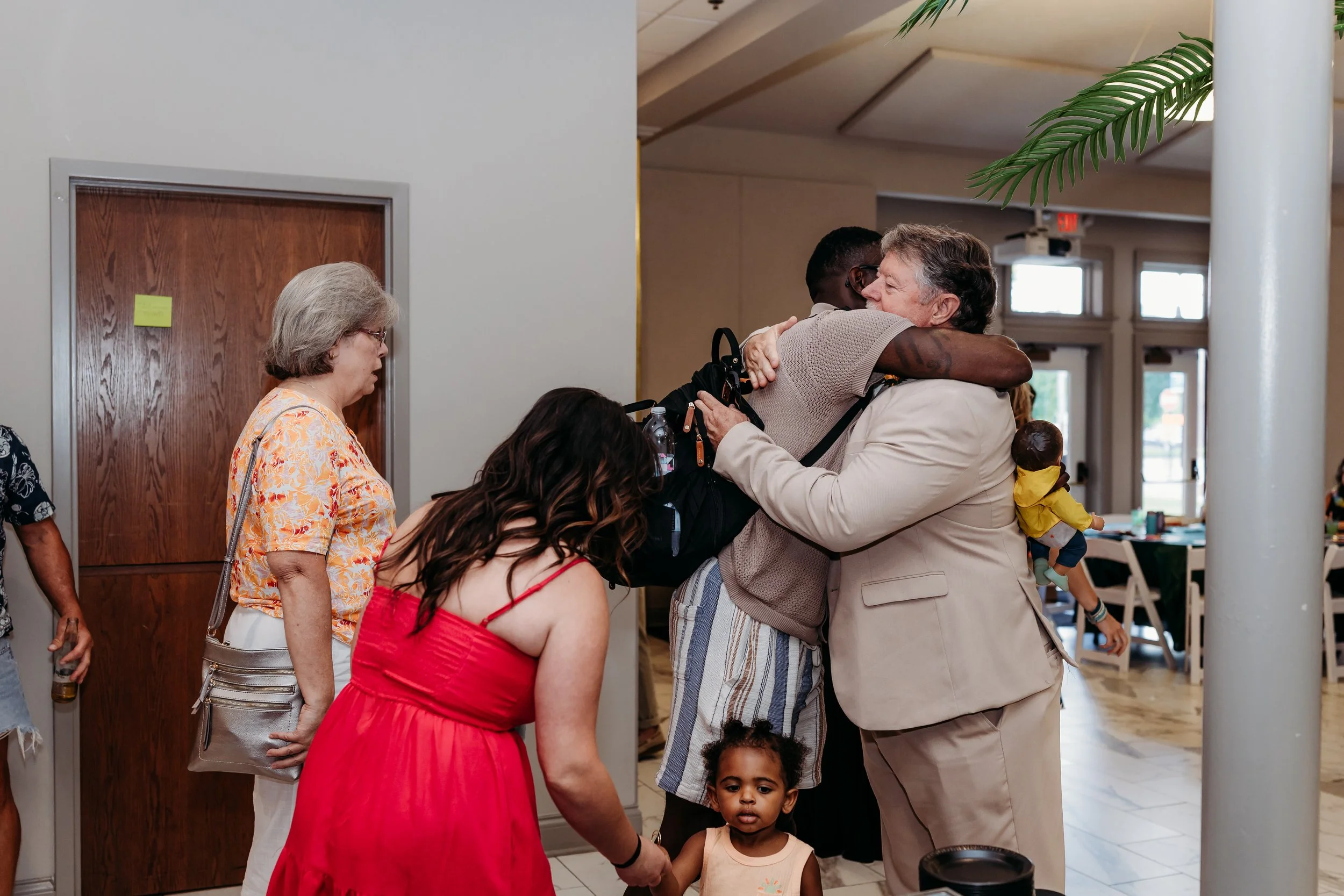 ohdeercollective-ohio-engagement-wedding-photographer-station67-202.jpg