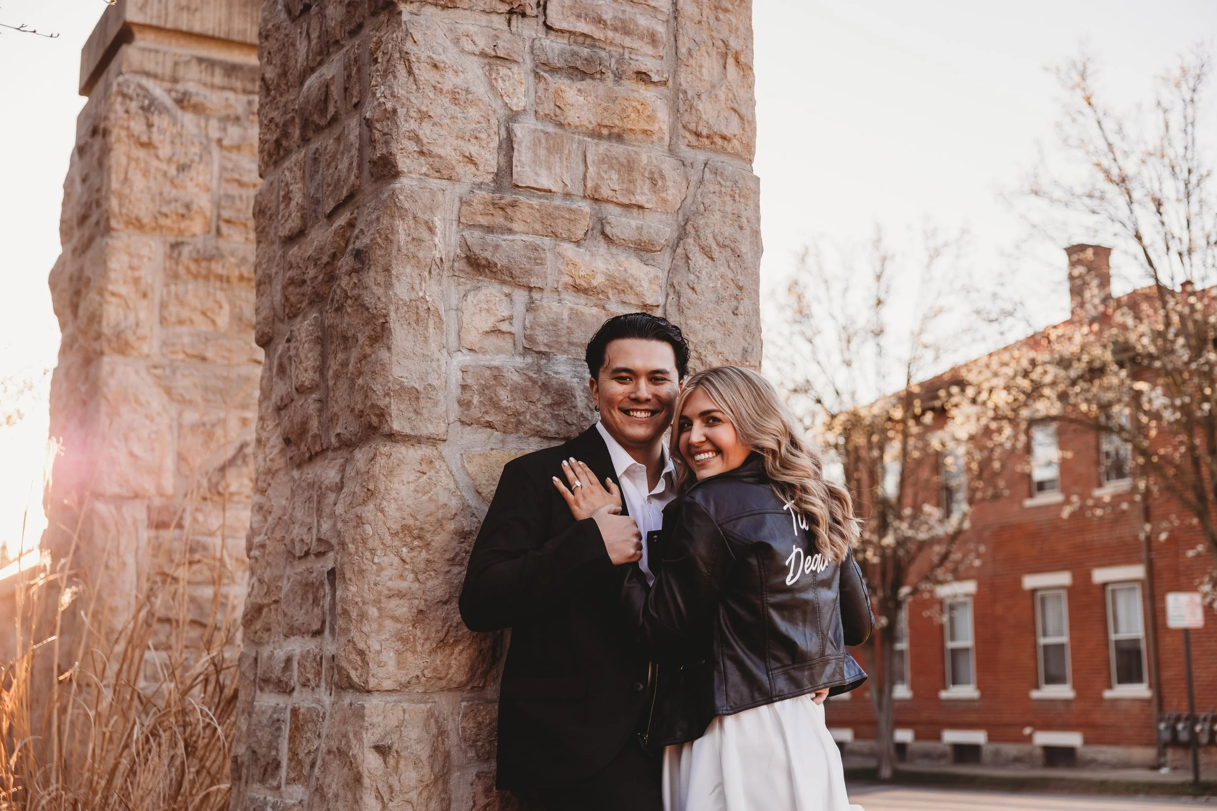 ohdeercollective-ohio-engagement-schiller-park-german-village-wedding-photographer-7.jpg