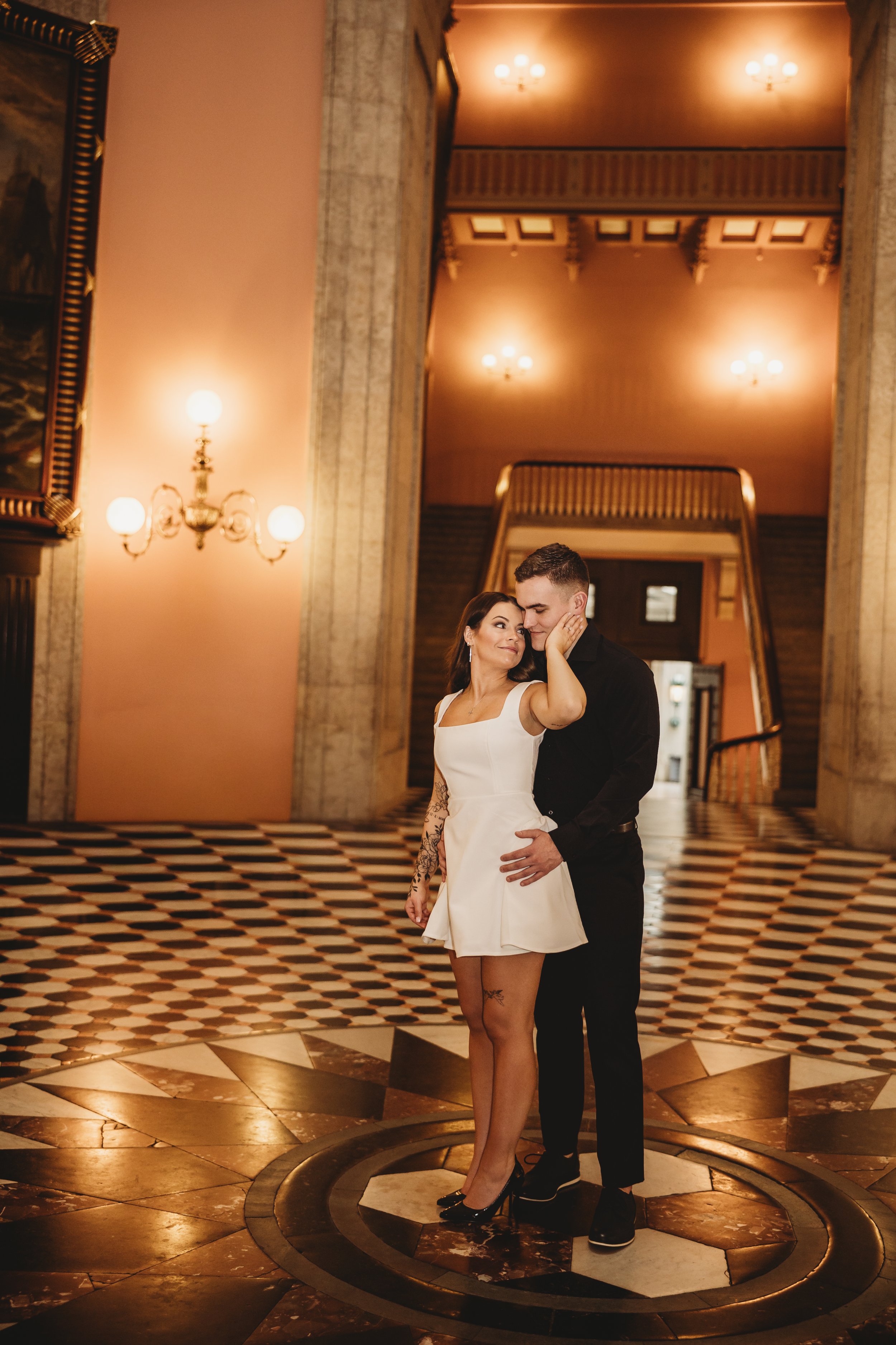 ohdeercollective-ohio-statehouse-wedding-photographer-64.jpg