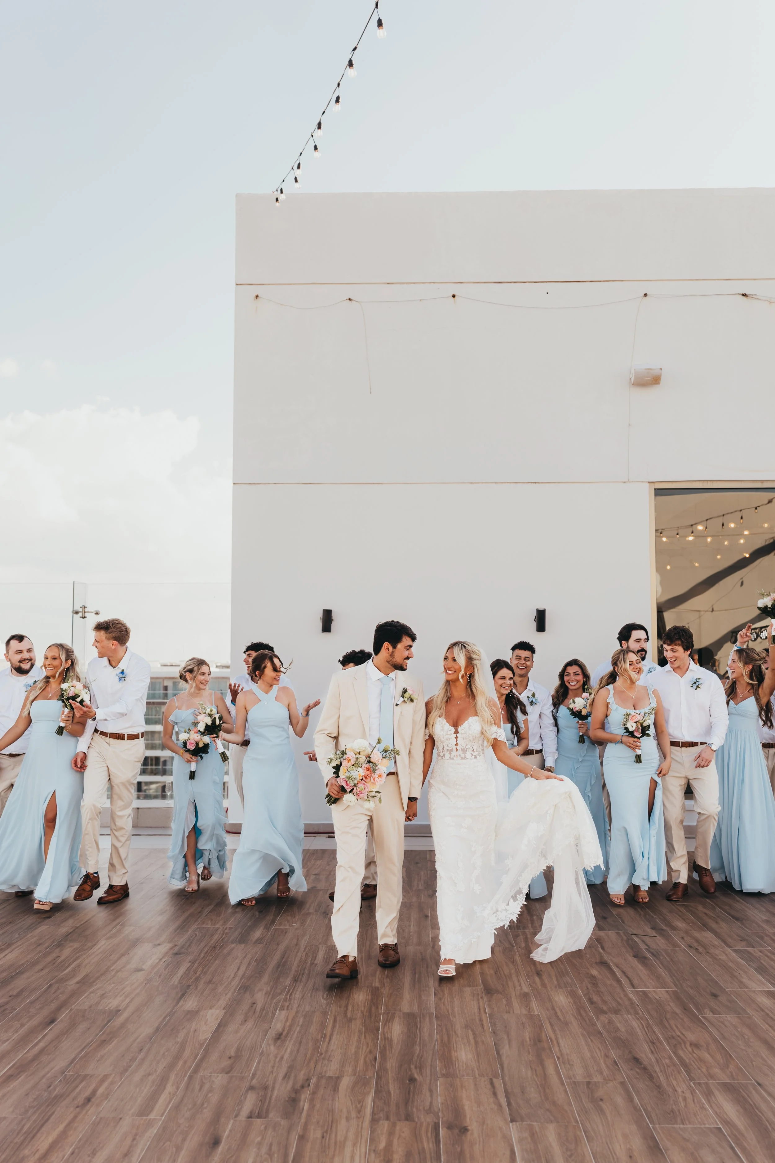 ohdeercollective-cancun-royaltonsplash-ohio-wedding-photographer-703.jpg