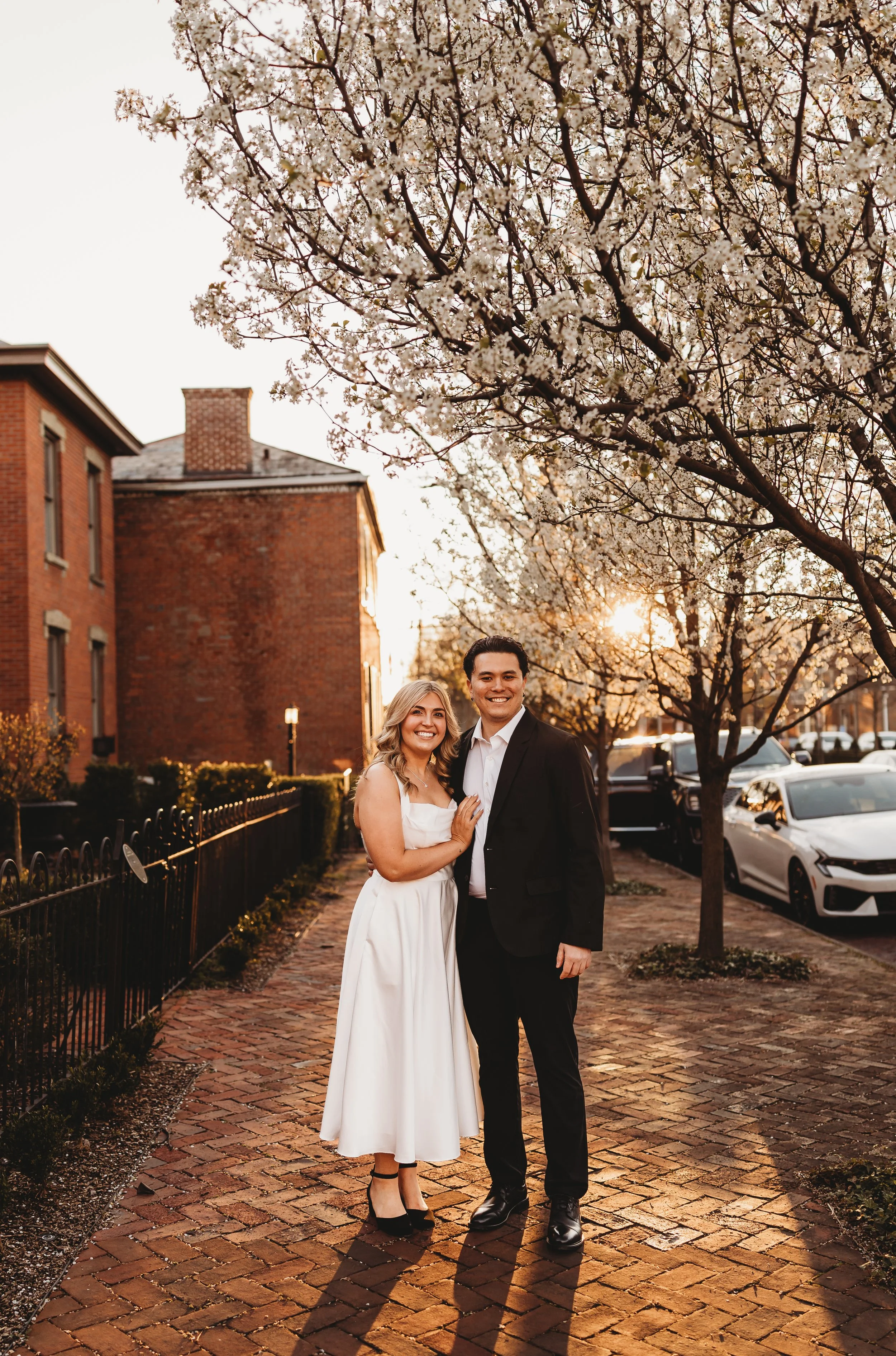 ohdeercollective-ohio-engagement-schiller-park-german-village-wedding-photographer-43.jpg