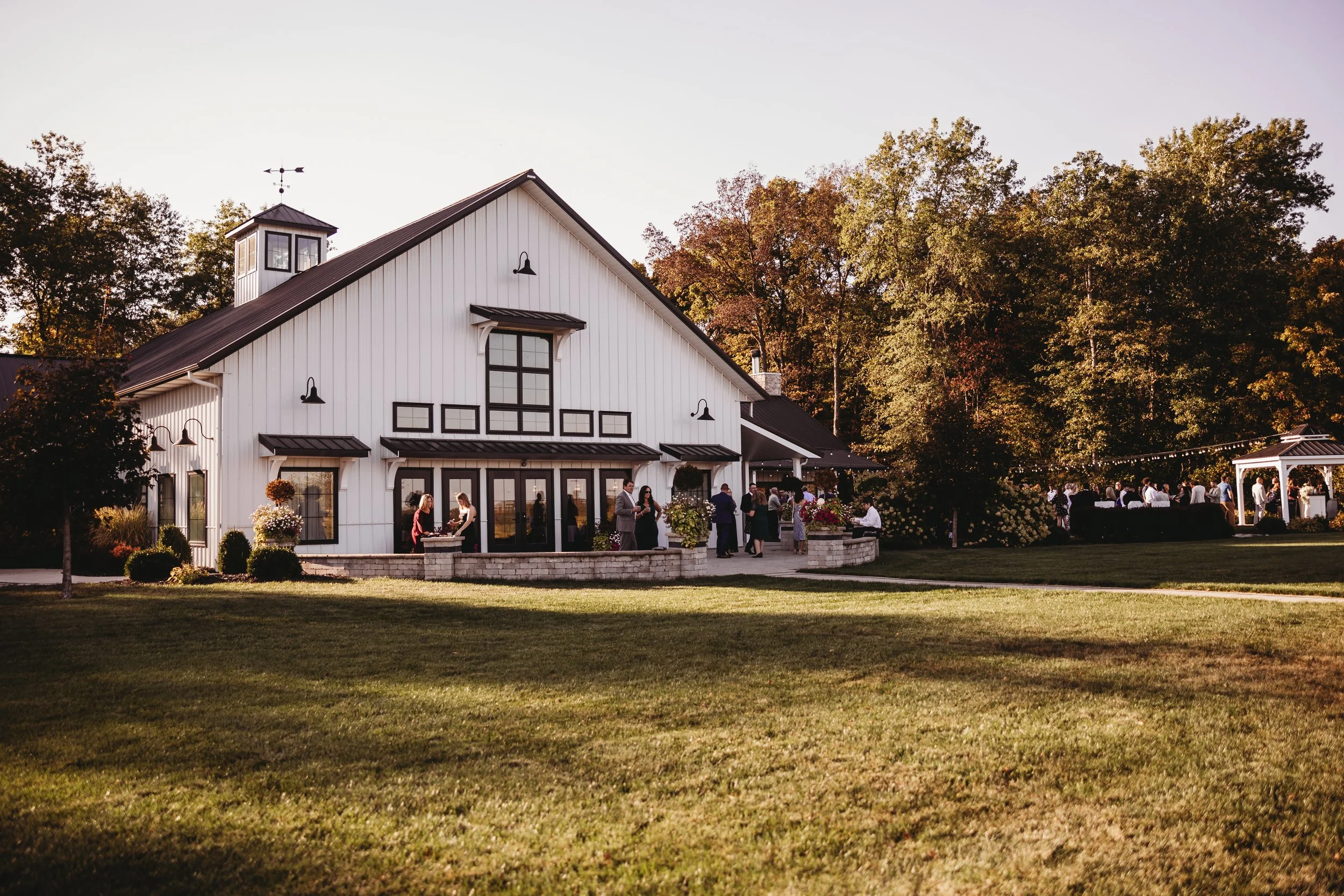 Crimson Lane Wedding Venue in Ada Ohio | Oh Deer Collective