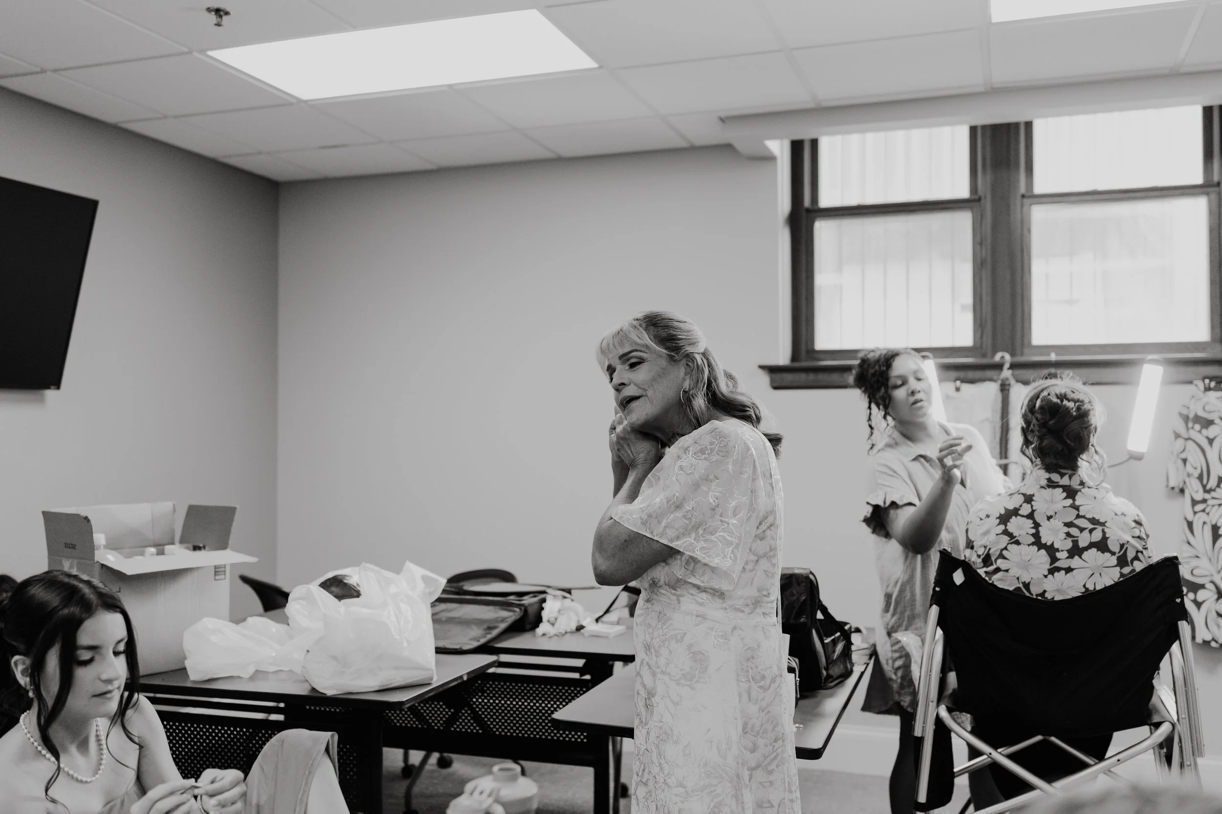 ohdeercollective-ohio-engagement-wedding-photographer-station67-18.jpg