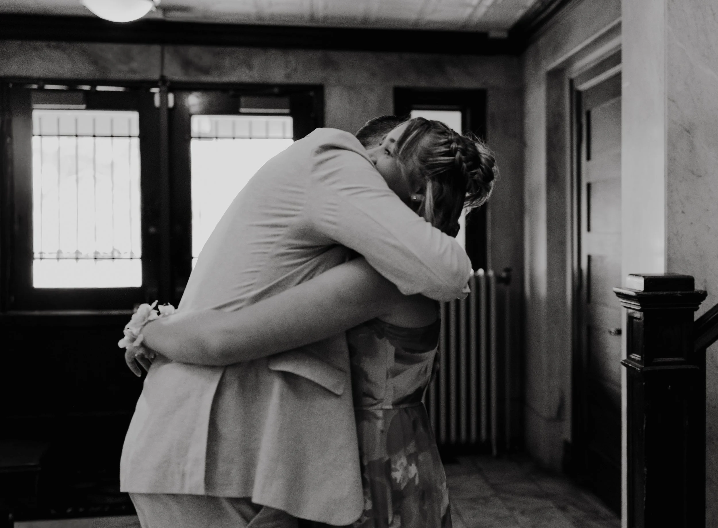 ohdeercollective-ohio-engagement-wedding-photographer-station67-31.jpg