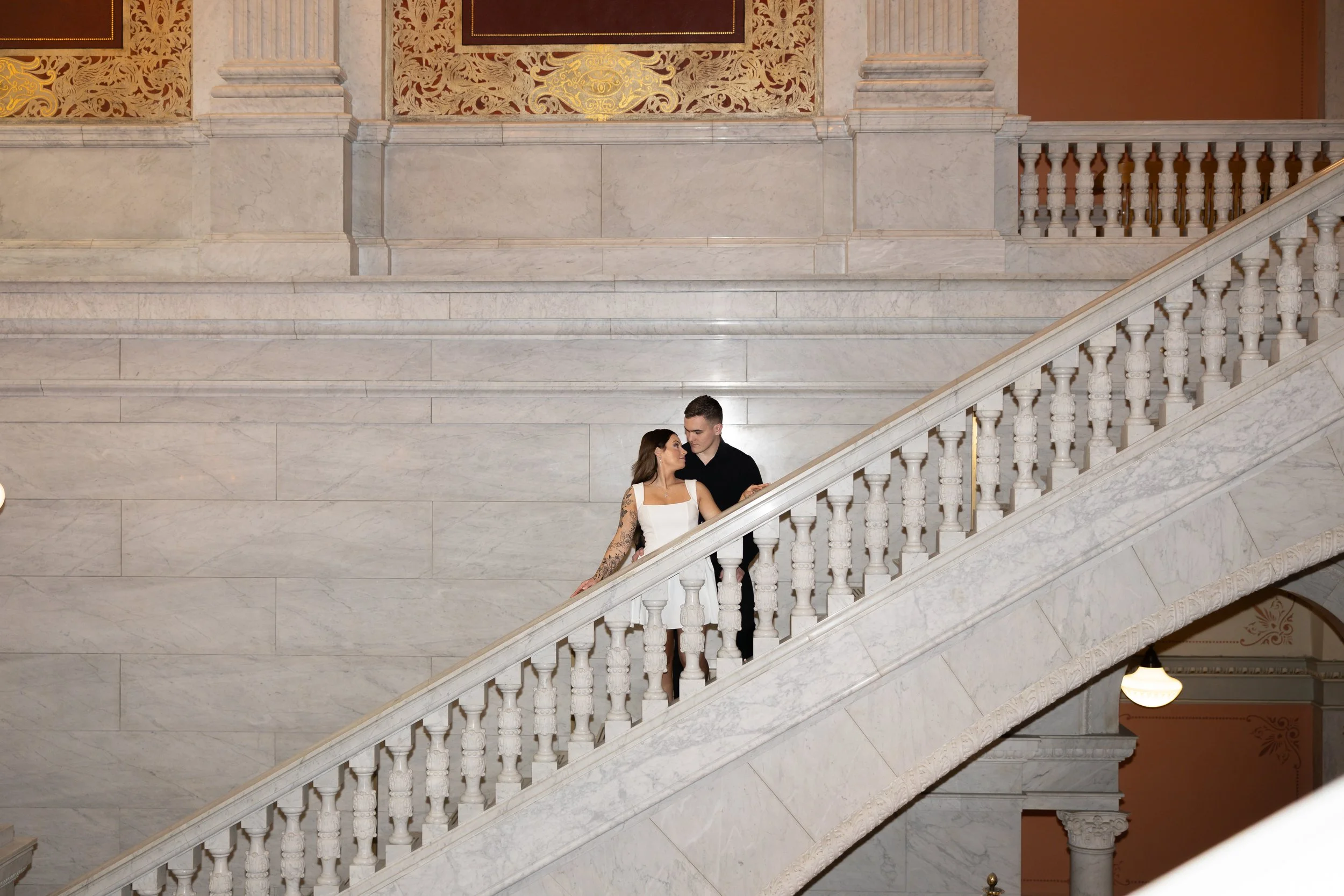 ohdeercollective-ohio-statehouse-wedding-photographer-84.jpg
